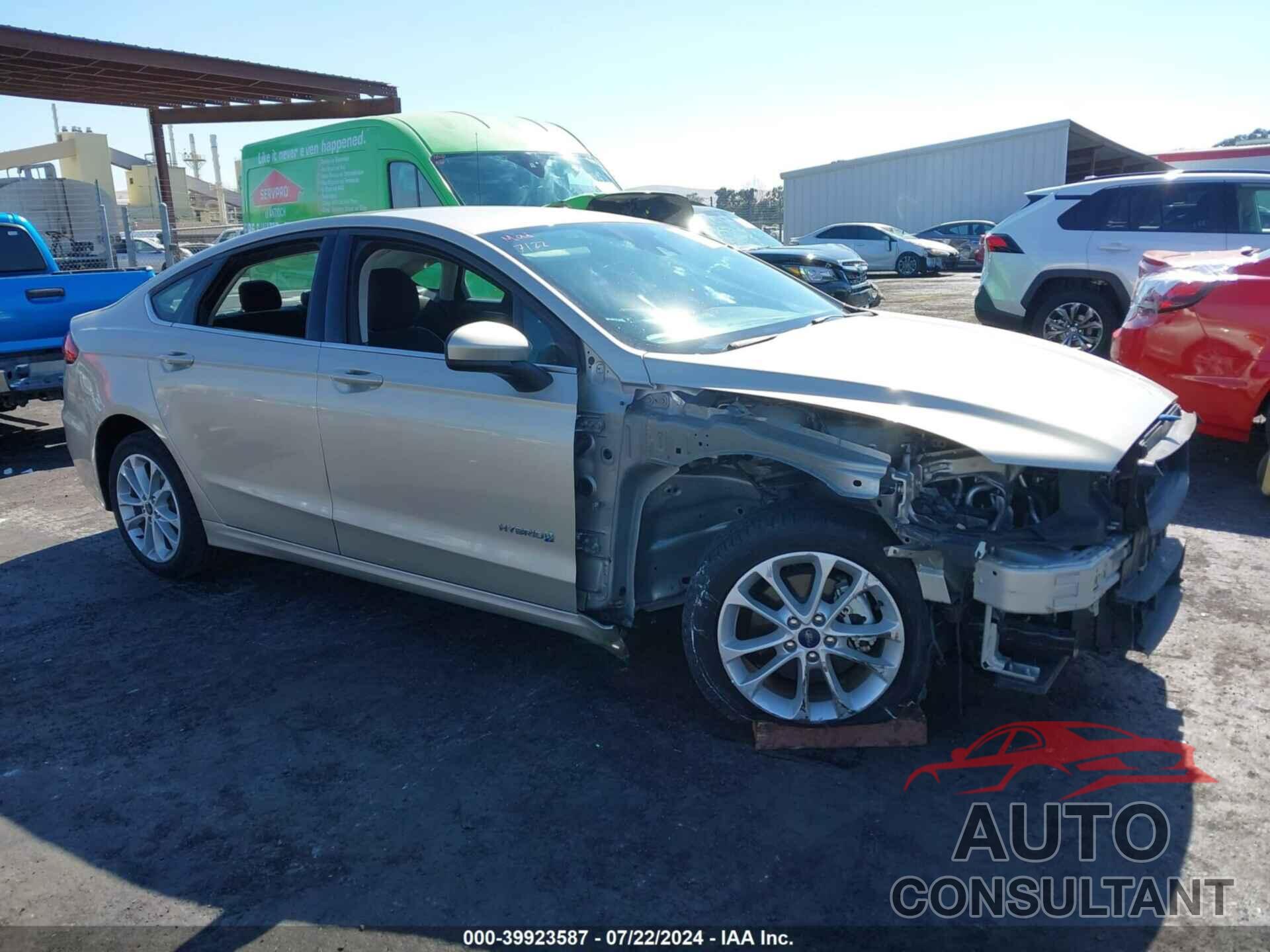 FORD FUSION HYBRID 2019 - 3FA6P0LU9KR149178