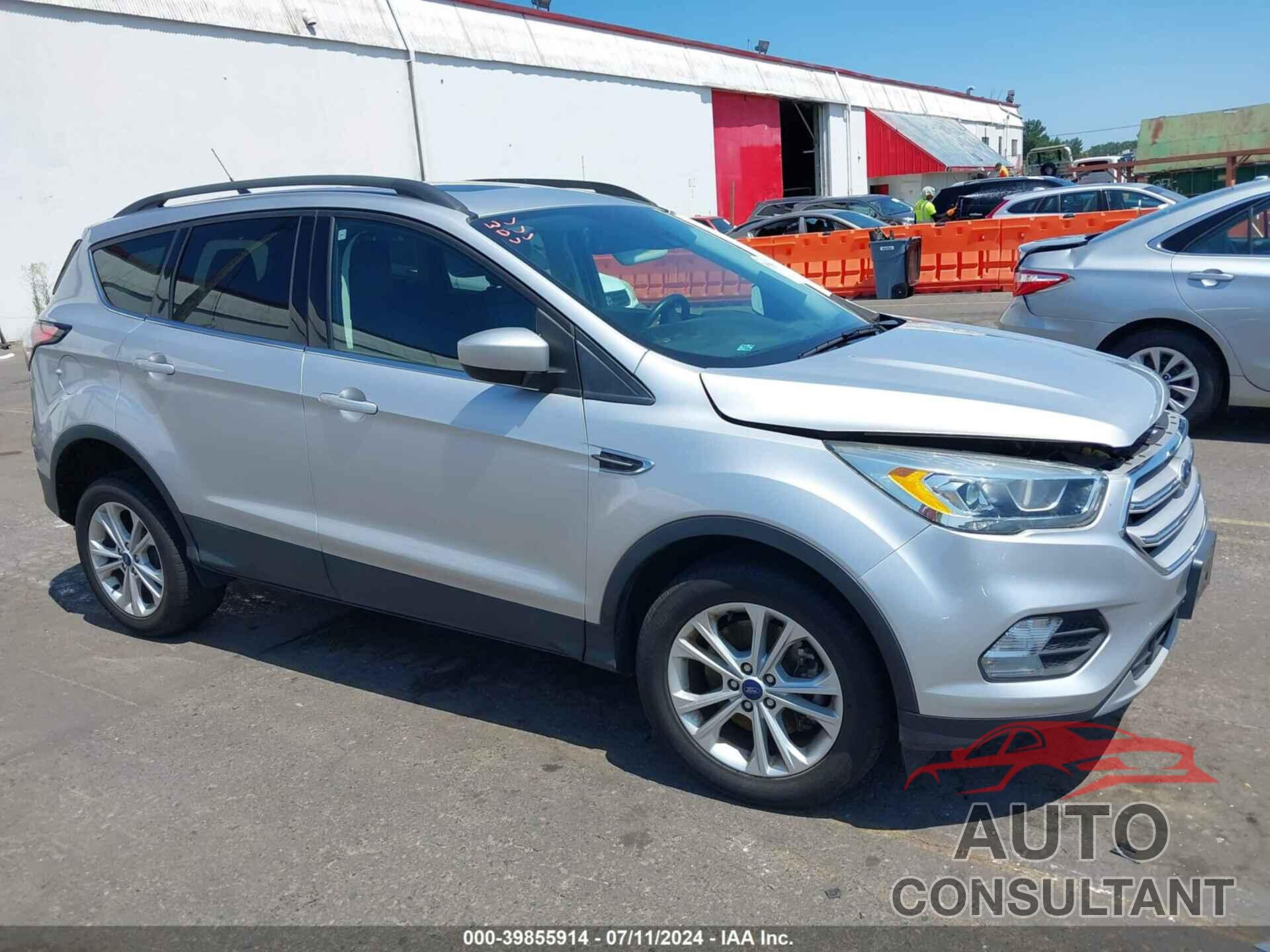 FORD ESCAPE 2018 - 1FMCU9HD1JUB44921