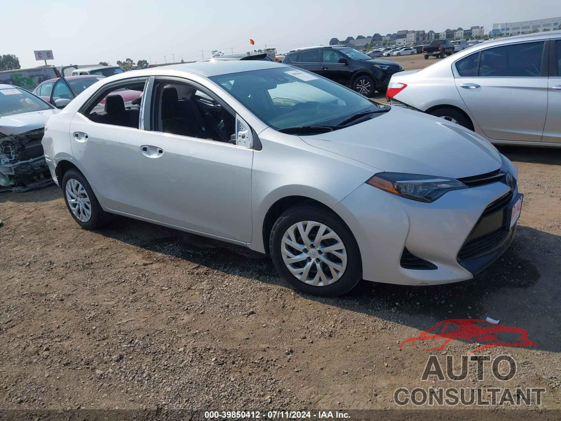 TOYOTA COROLLA 2018 - 2T1BURHE3JC102966