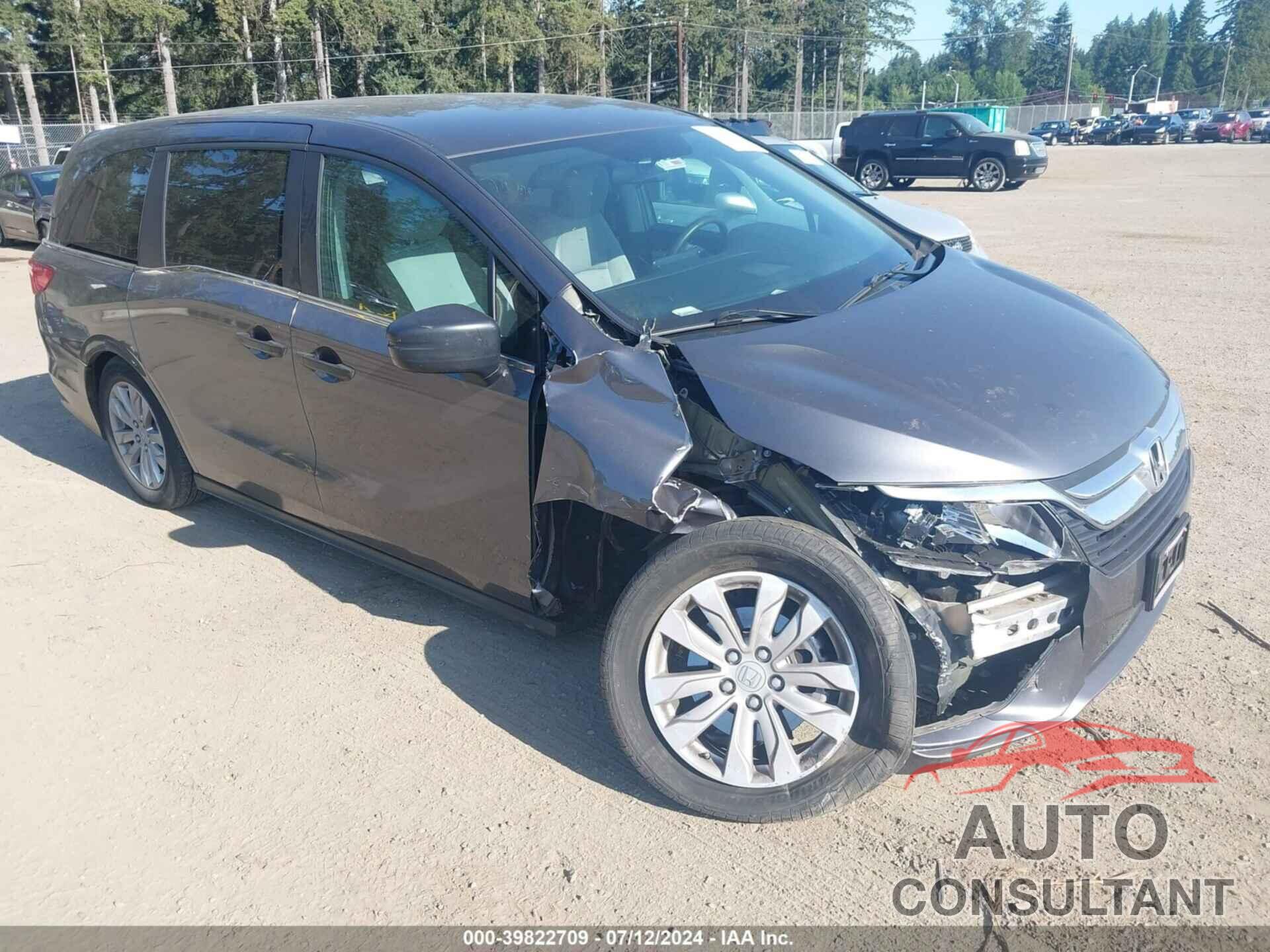 HONDA ODYSSEY 2018 - 5FNRL6H21JB104068