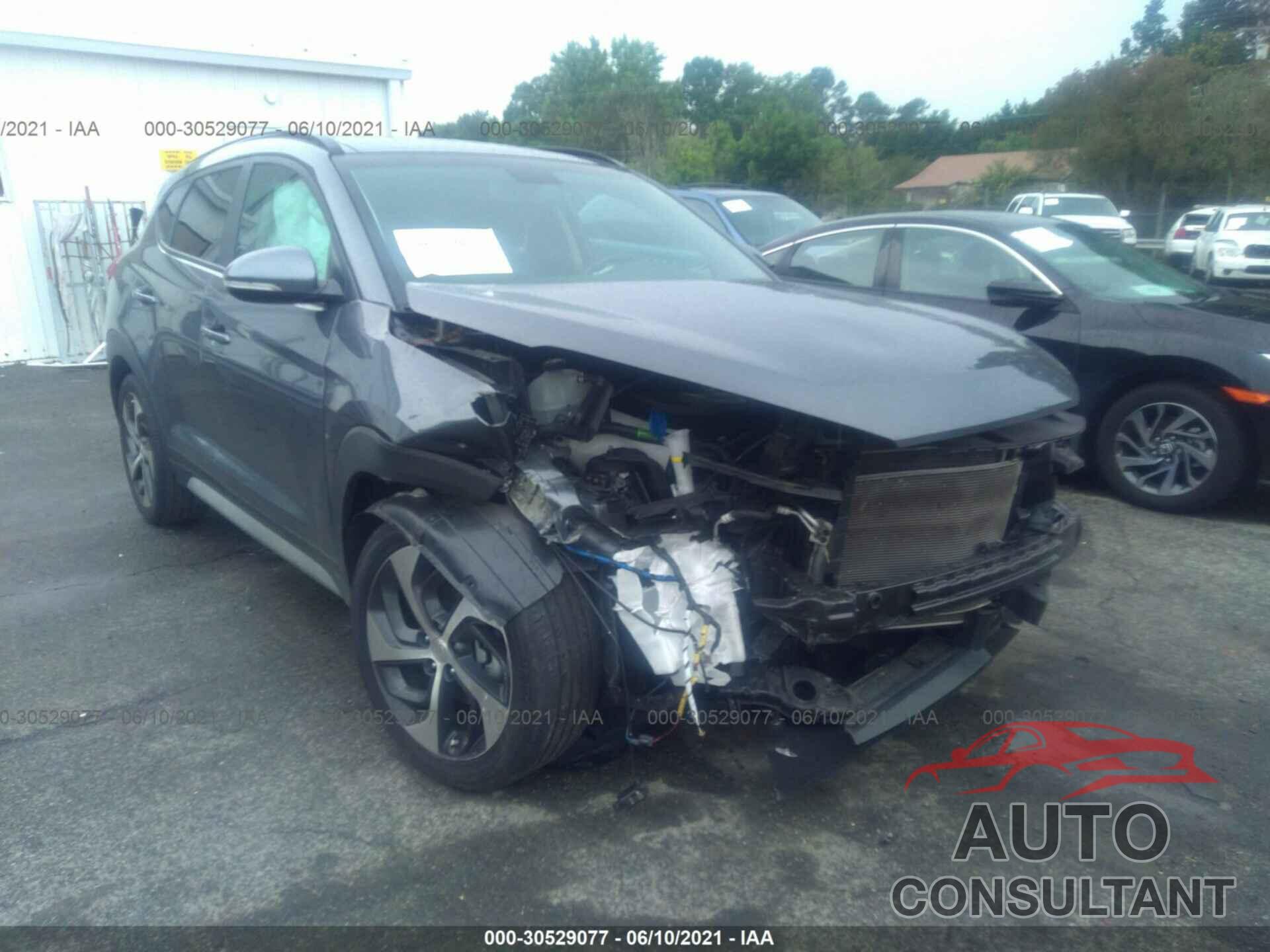 HYUNDAI TUCSON 2018 - KM8J33A20JU619362