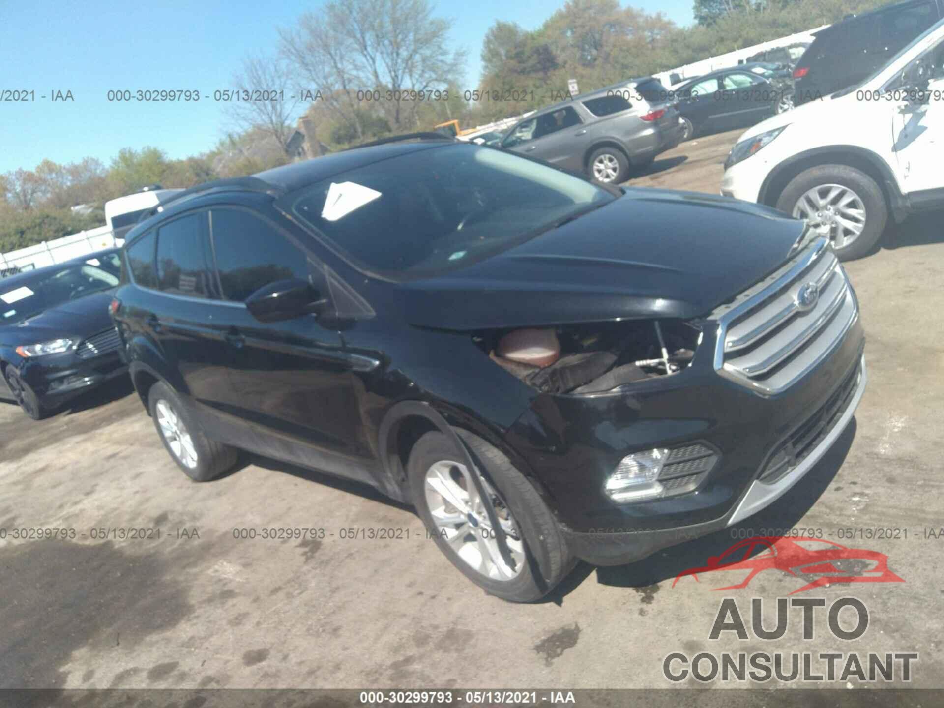 FORD ESCAPE 2018 - 1FMCU9HD9JUA40127