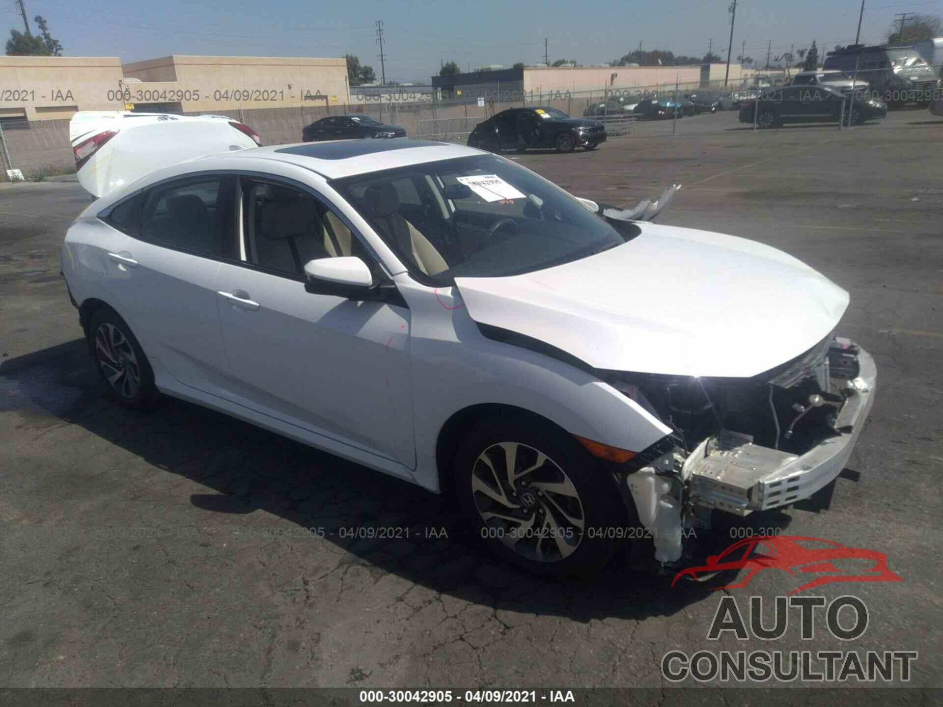 HONDA CIVIC SEDAN 2018 - 2HGFC2F73JH543245