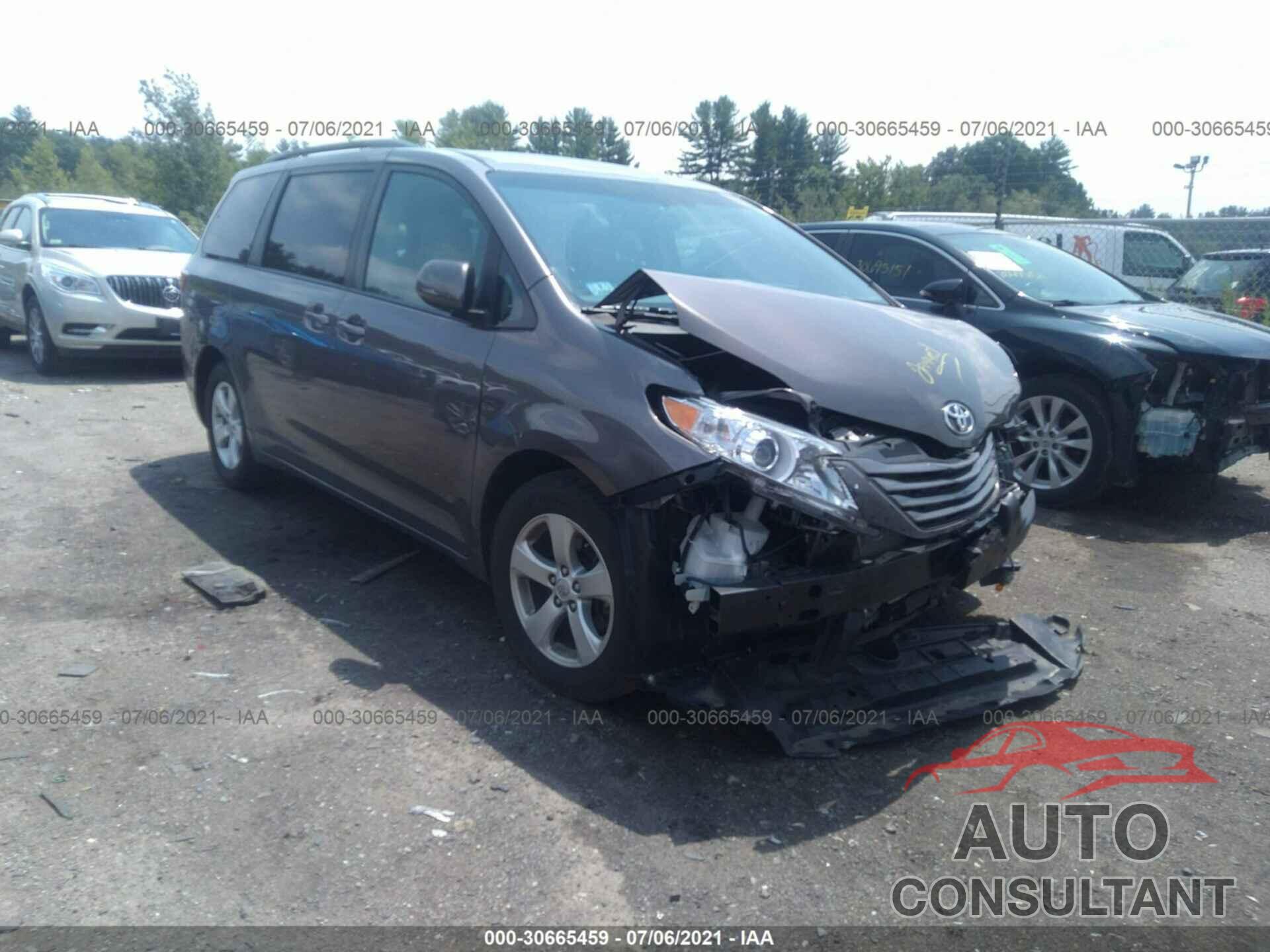 TOYOTA SIENNA 2016 - 5TDKK3DC5GS699576