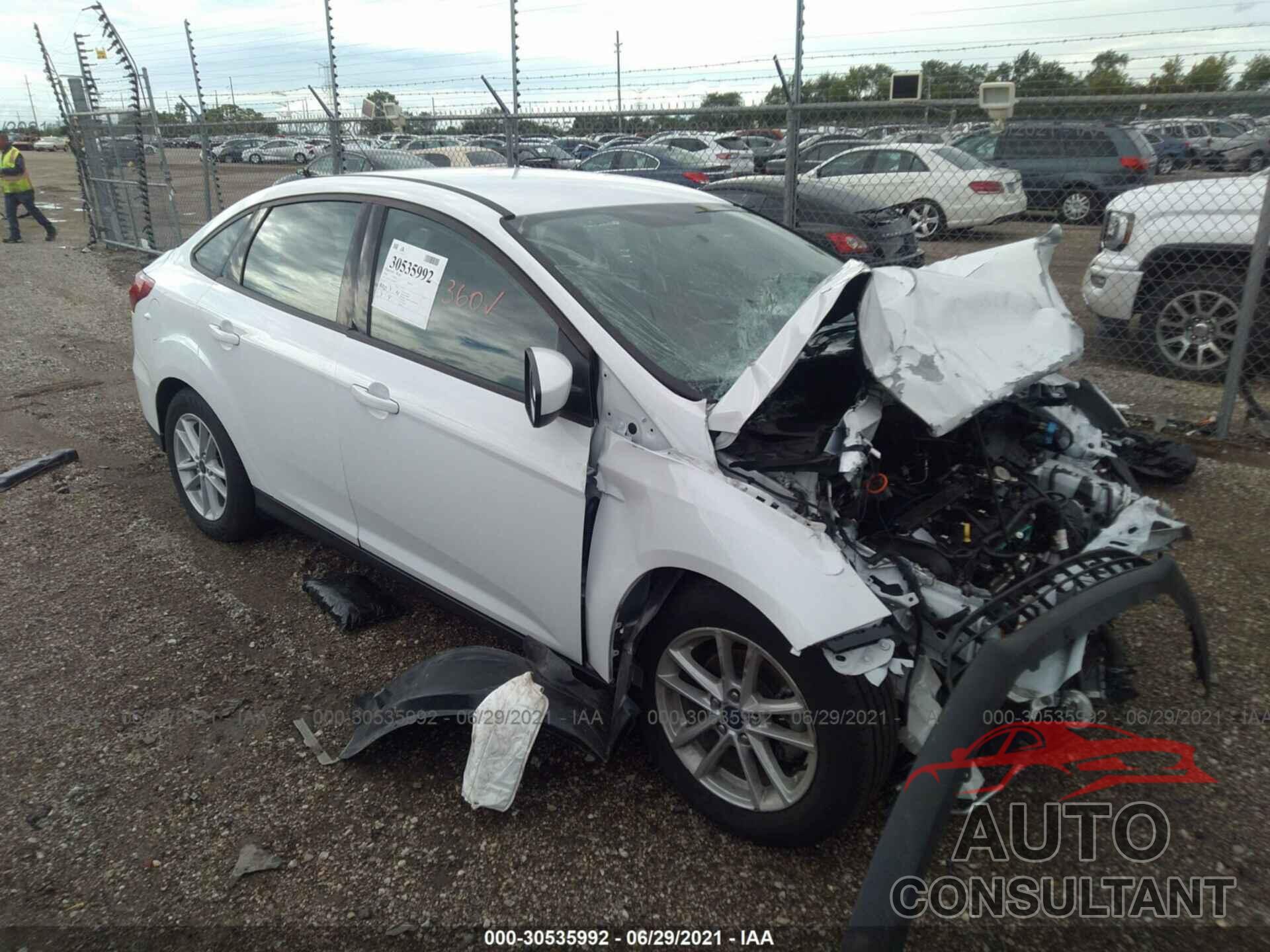 FORD FOCUS 2018 - 1FADP3F23JL239104
