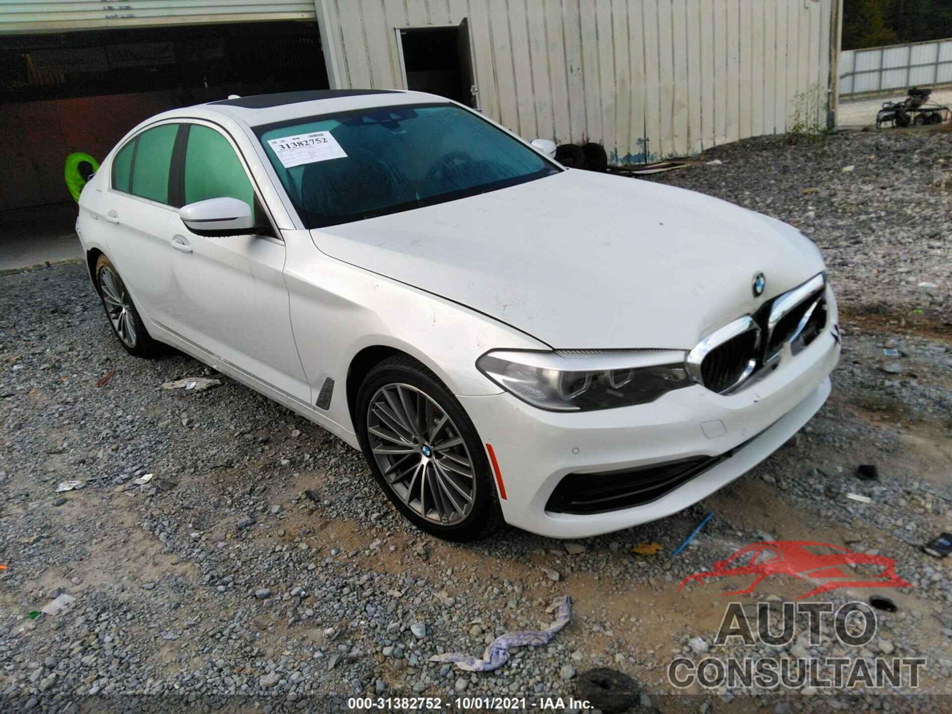 BMW 5 SERIES 2019 - WBAJE5C5XKWW24119