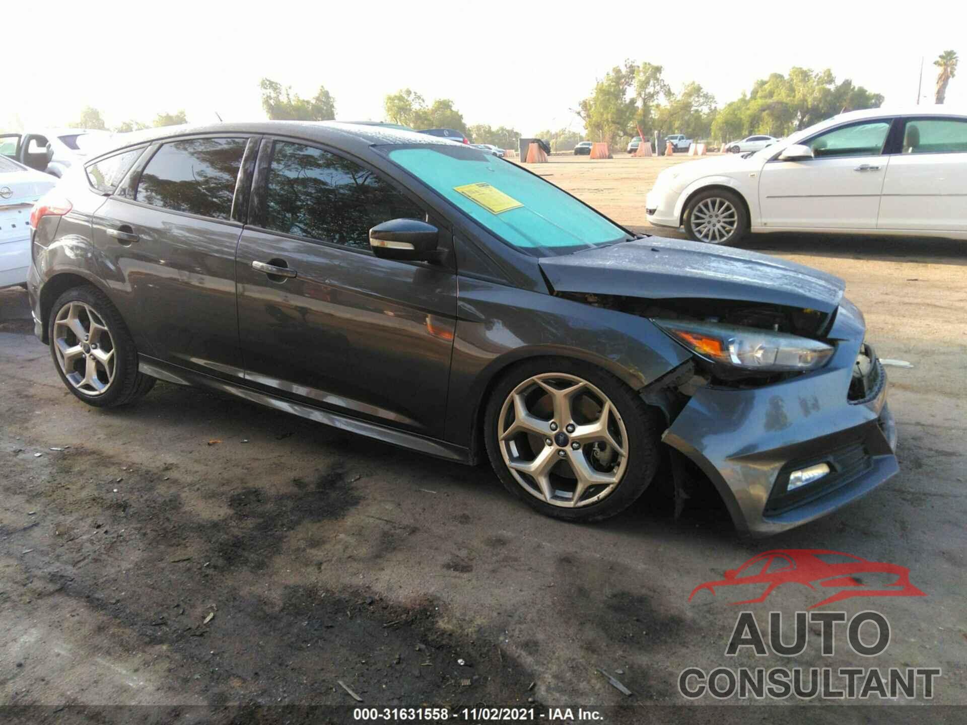 FORD FOCUS 2016 - 1FADP3L97GL289367
