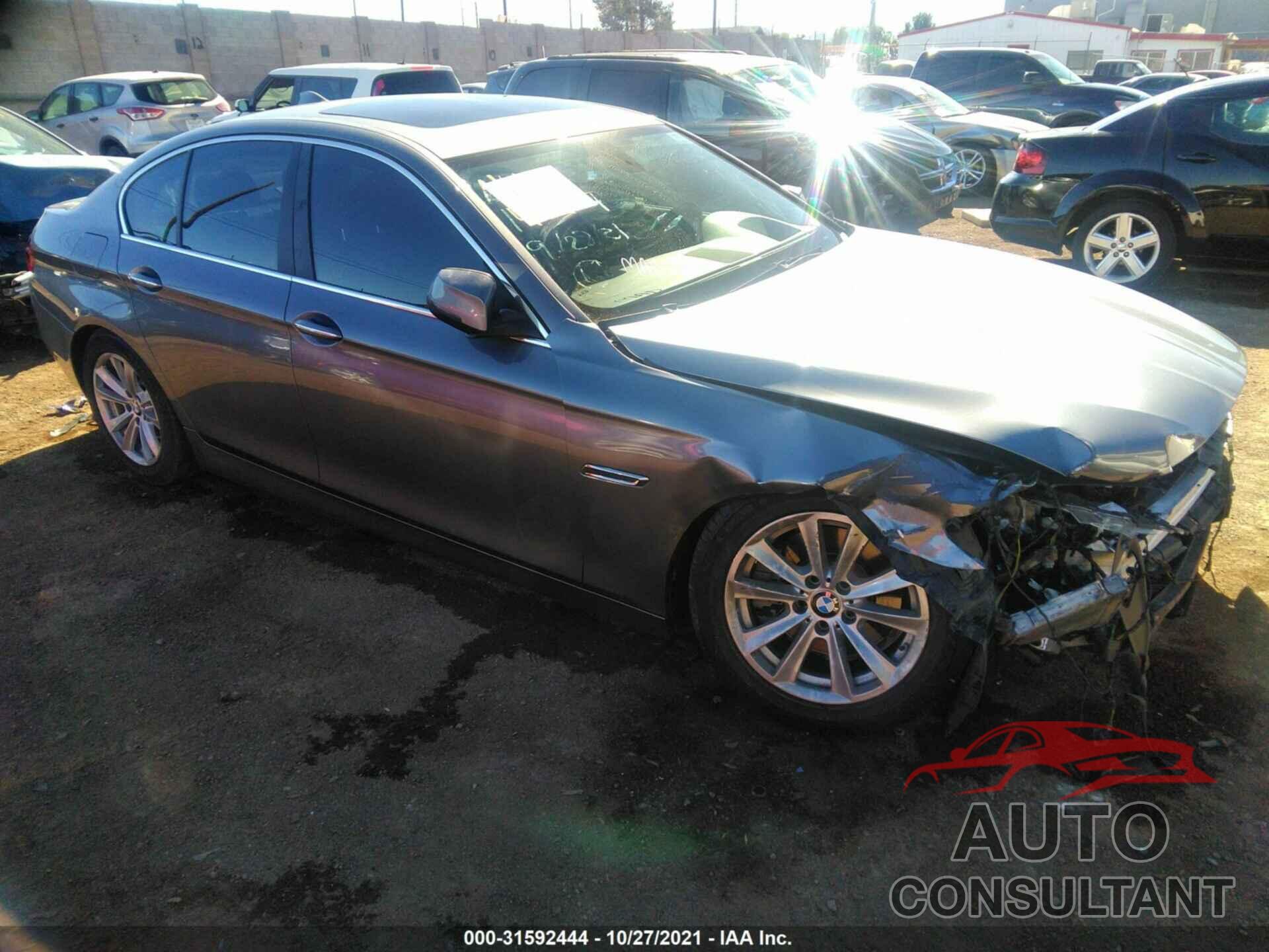 BMW 5 SERIES 2016 - WBA5A5C56GD529573