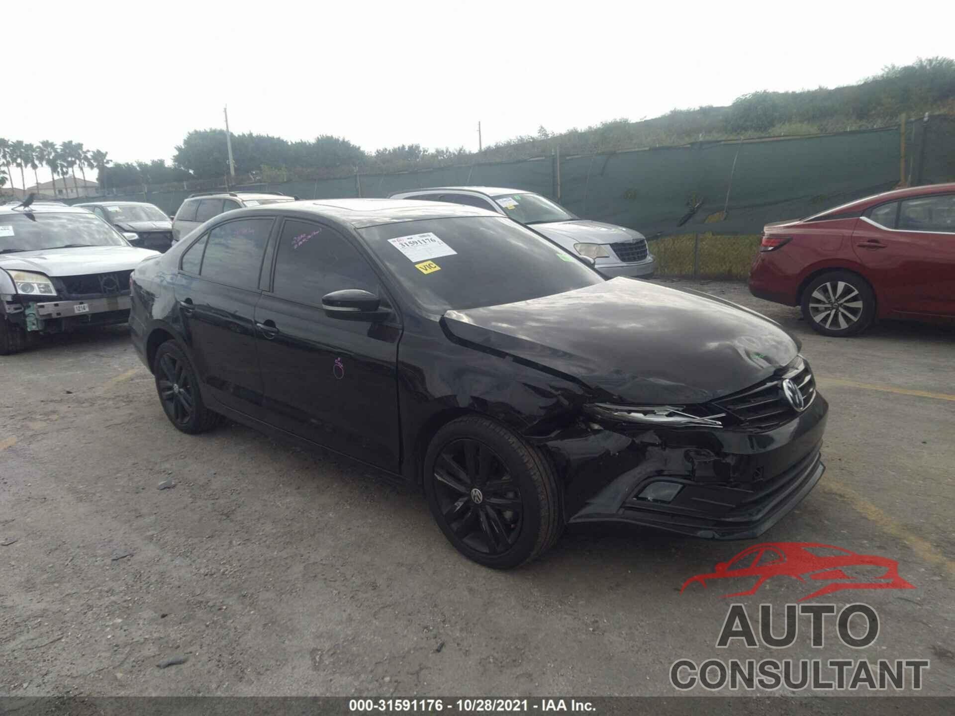 VOLKSWAGEN JETTA 2018 - 3VWD17AJ9JM227116