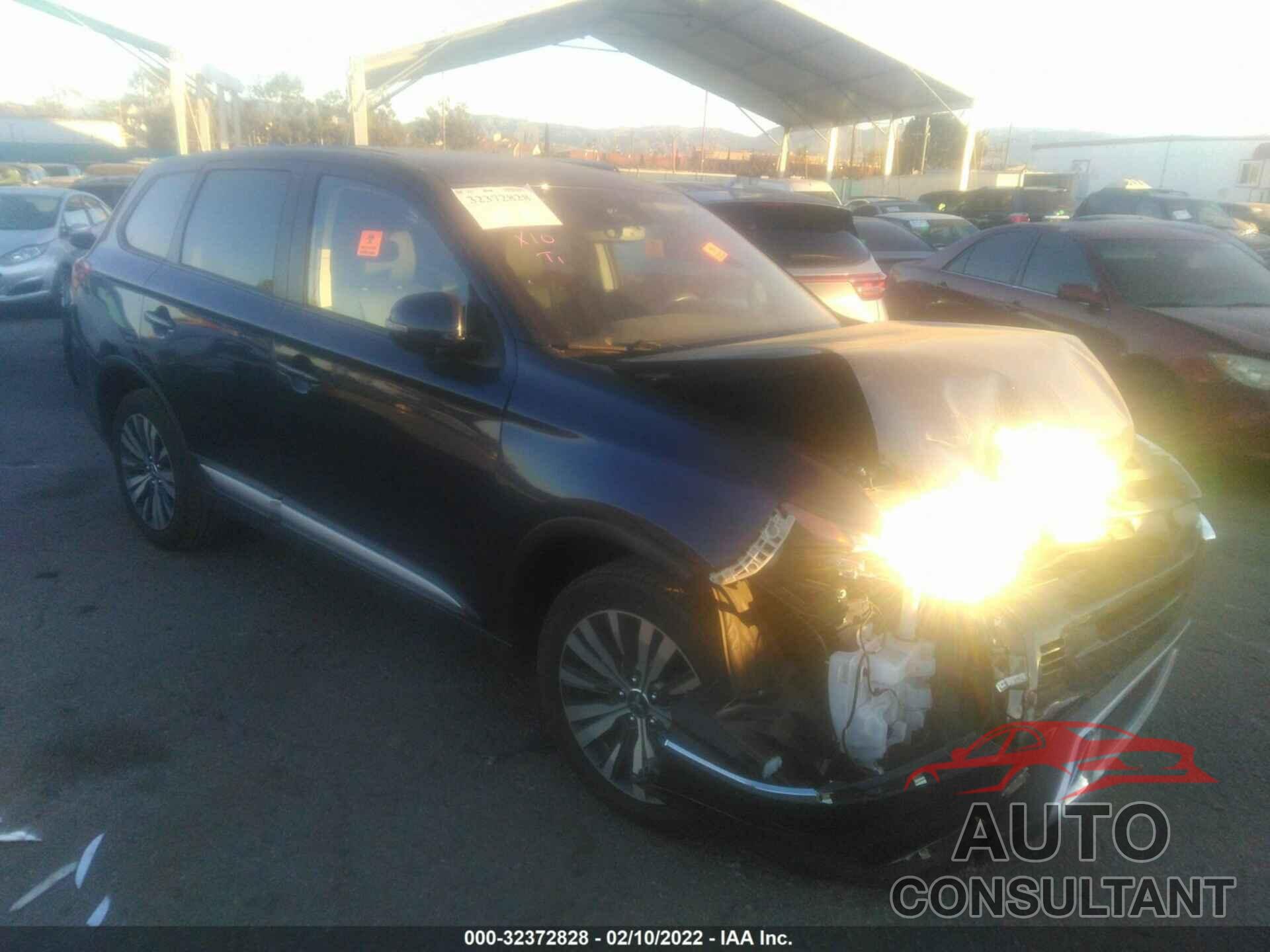 MITSUBISHI OUTLANDER 2020 - JA4AD3A37LZ005046