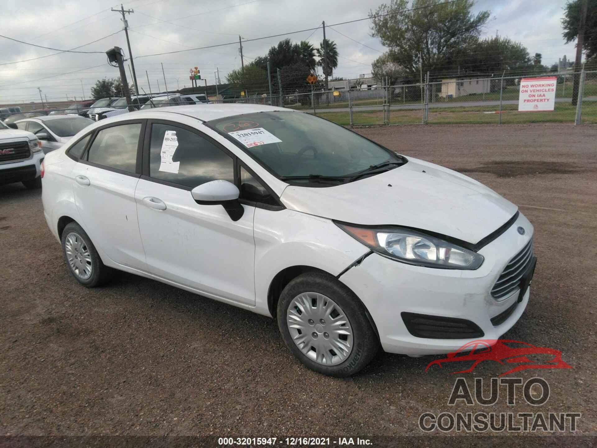 FORD FIESTA 2018 - 3FADP4AJ8JM112027