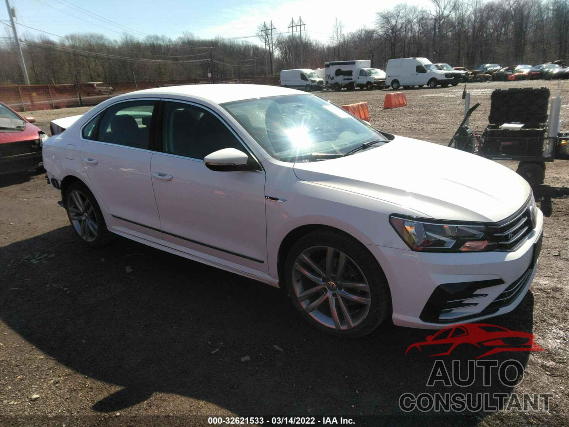 VOLKSWAGEN PASSAT 2017 - 1VWDT7A33HC008689