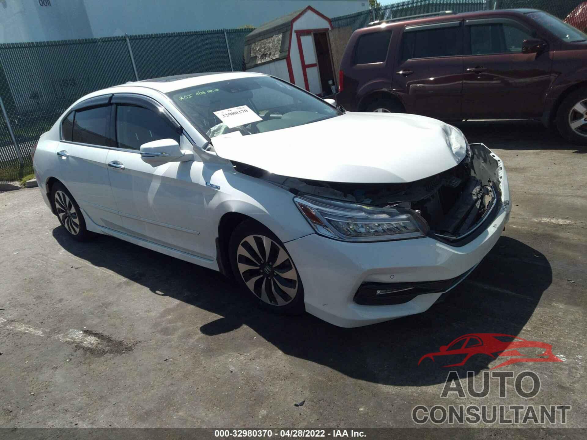 HONDA ACCORD HYBRID 2017 - JHMCR6F78HC025246