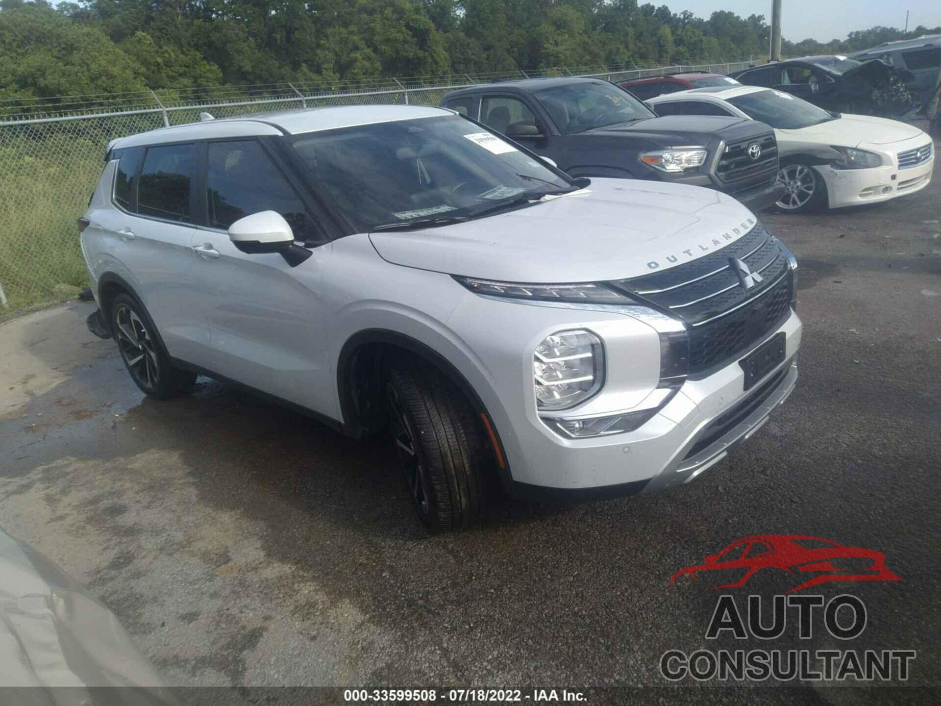 MITSUBISHI OUTLANDER 2022 - JA4J3UA8XNZ046181