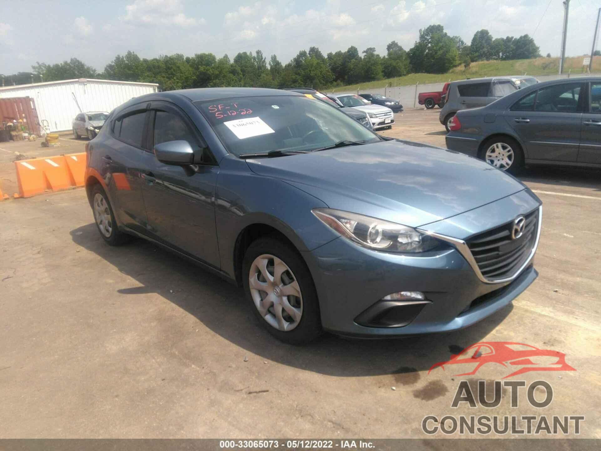 MAZDA MAZDA3 2016 - JM1BM1J75G1322605