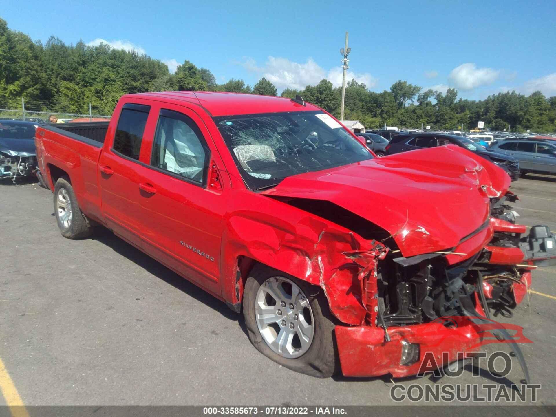 CHEVROLET SILVERADO 1500 2018 - 1GCVKREC7JZ149431