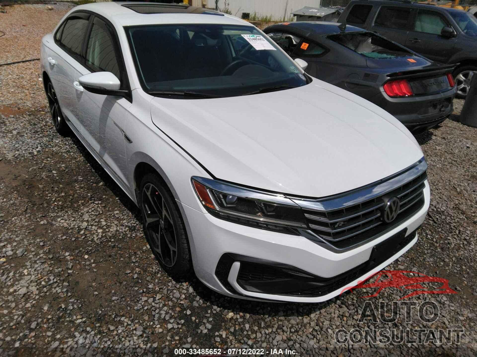 VOLKSWAGEN PASSAT 2020 - 1VWMA7A32LC020959