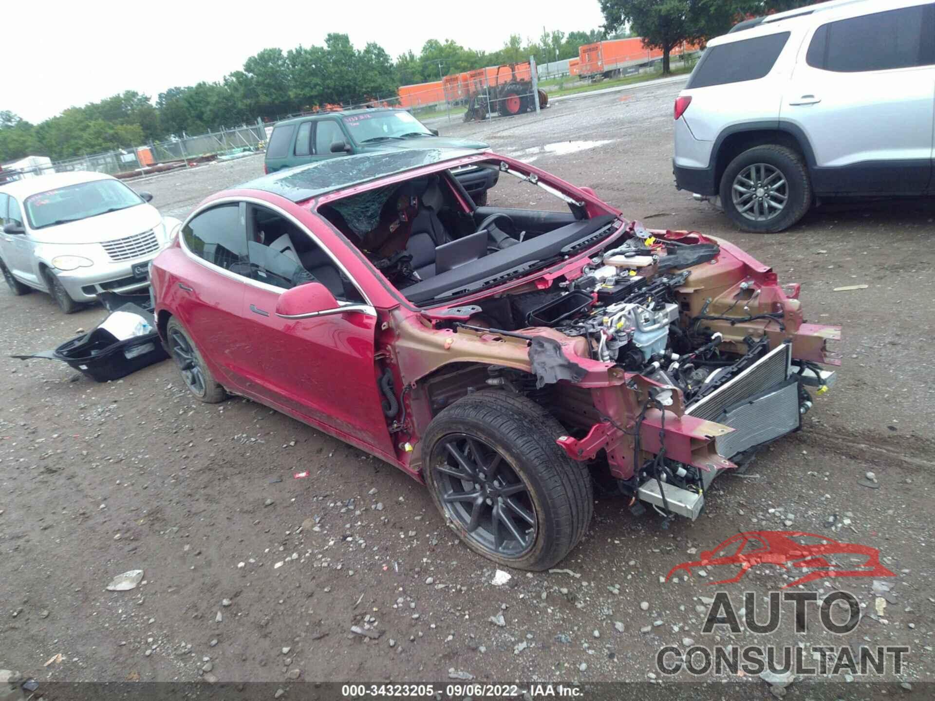 TESLA MODEL 3 2019 - 5YJ3E1EB1KF387161