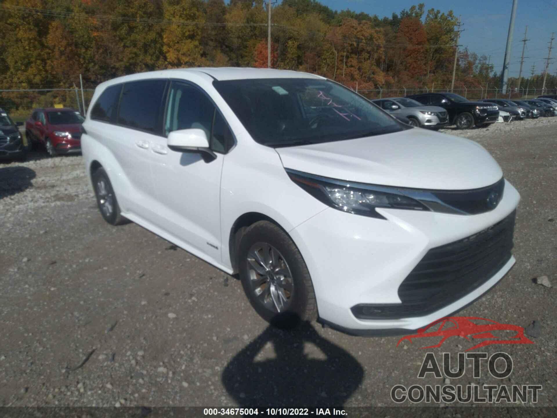 TOYOTA SIENNA 2021 - 5TDKRKEC1MS016370