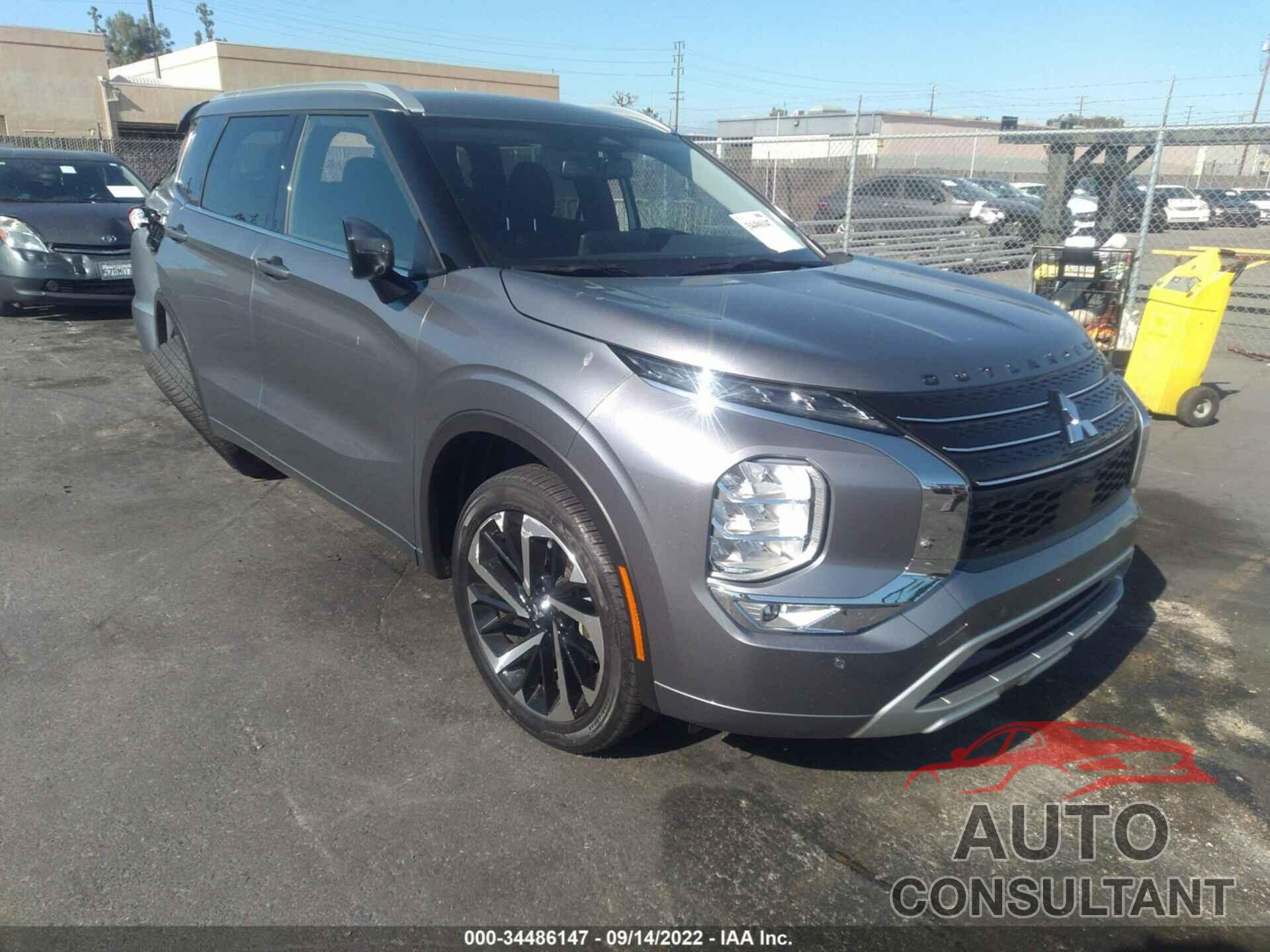 MITSUBISHI OUTLANDER 2022 - JA4J3VA86NZ075022