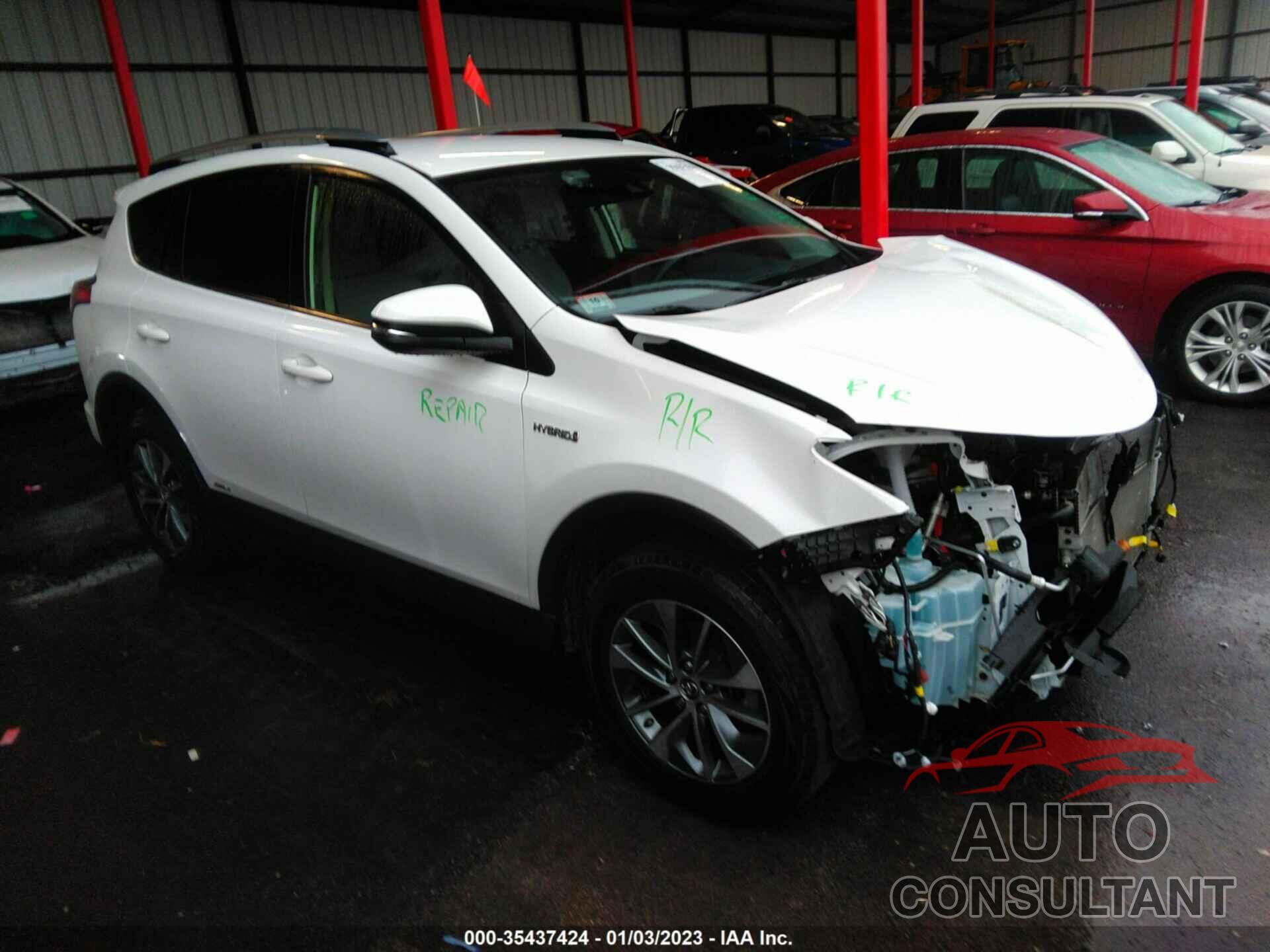 TOYOTA RAV4 2018 - JTMRJREVXJD193460