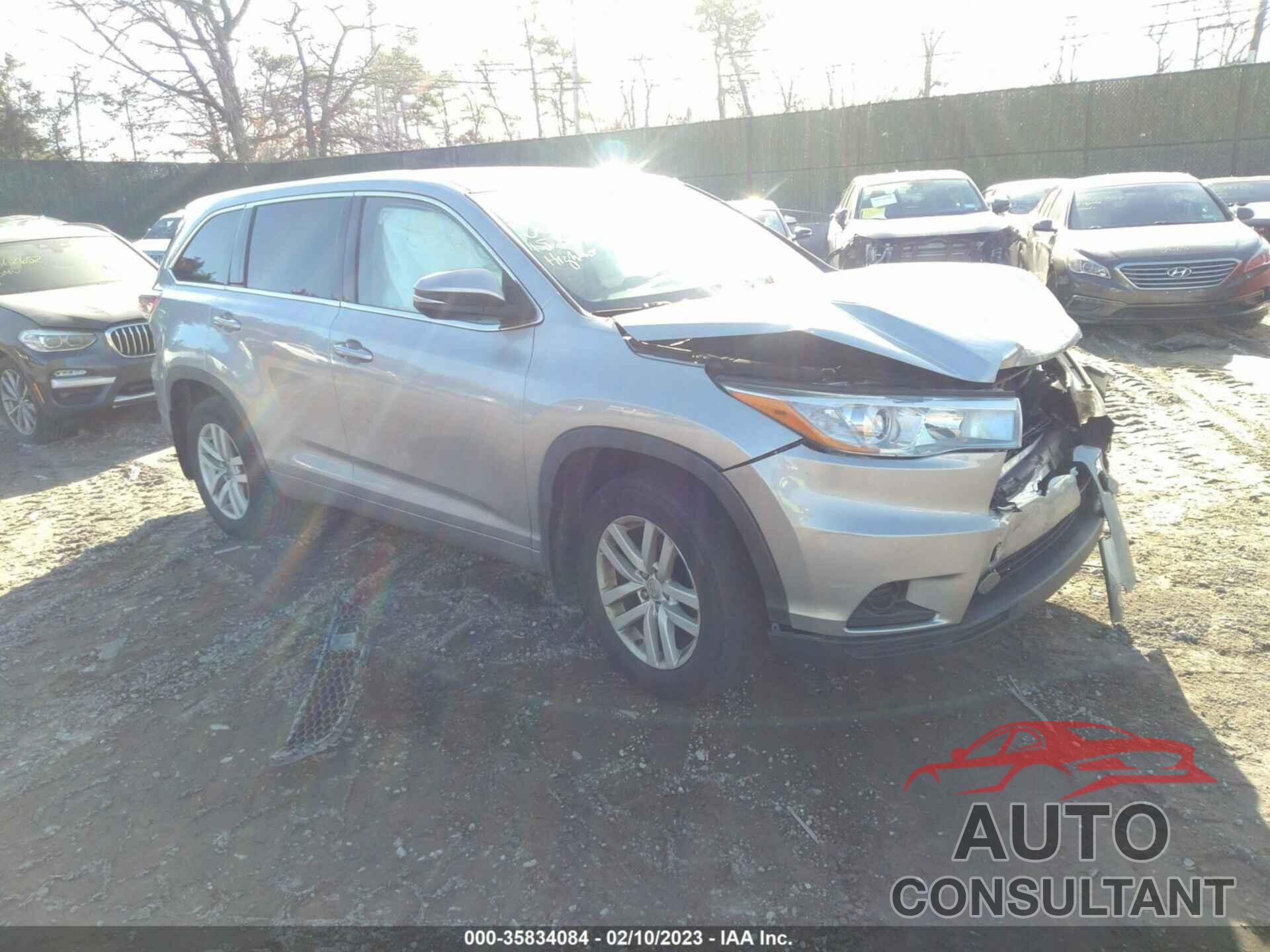 TOYOTA HIGHLANDER 2015 - 5TDBKRFH5FS077652