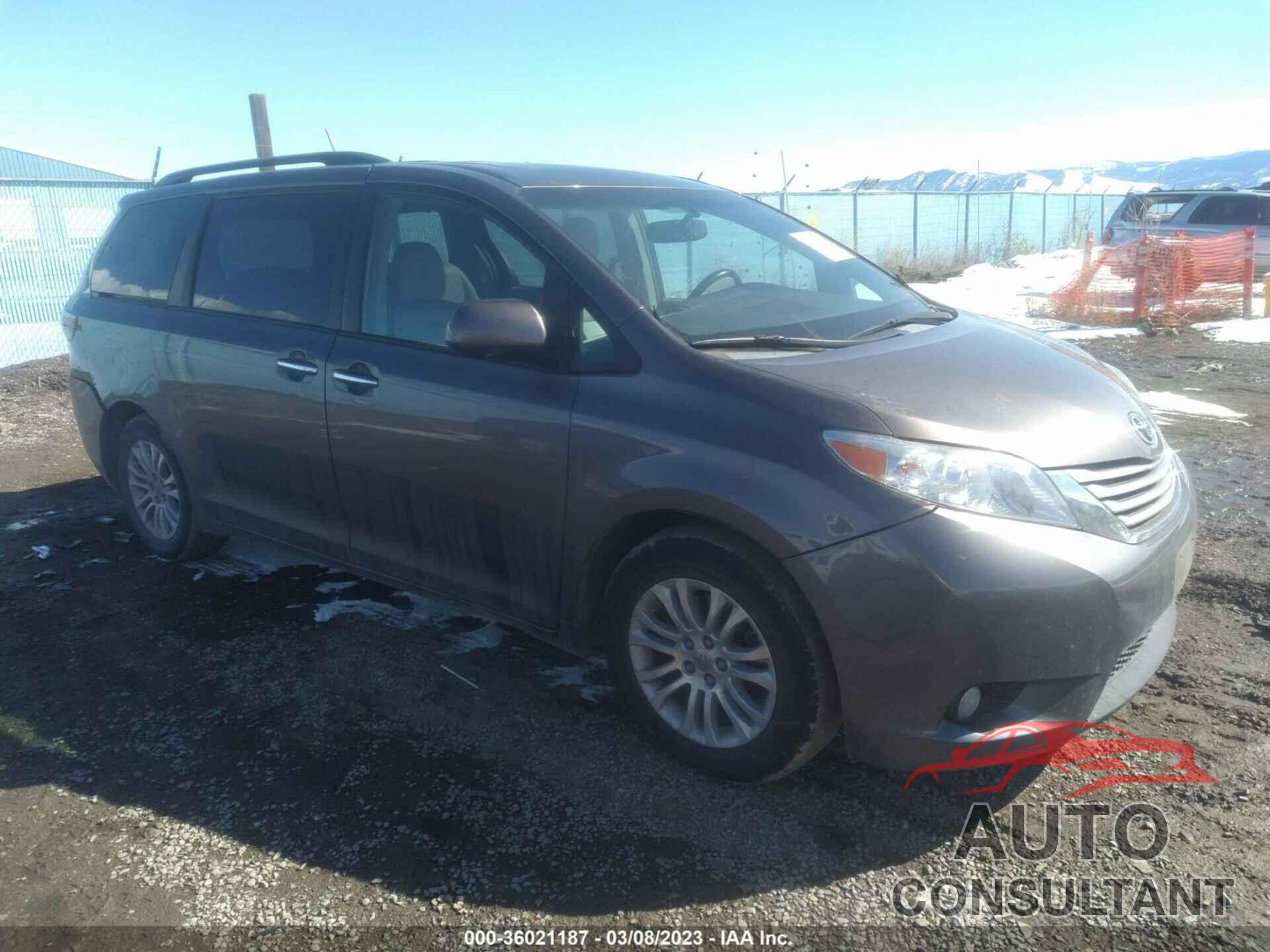 TOYOTA SIENNA 2015 - 5TDYK3DC6FS593257