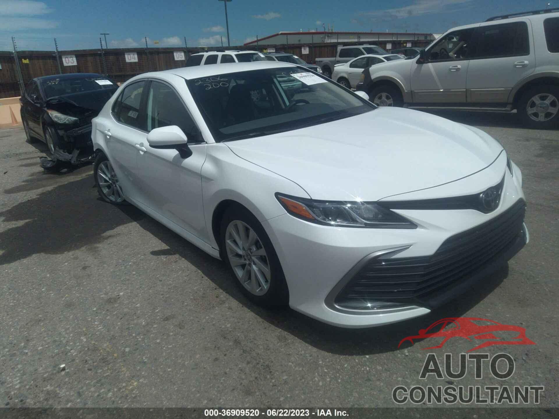 TOYOTA CAMRY 2023 - 4T1C11AK3PU767937