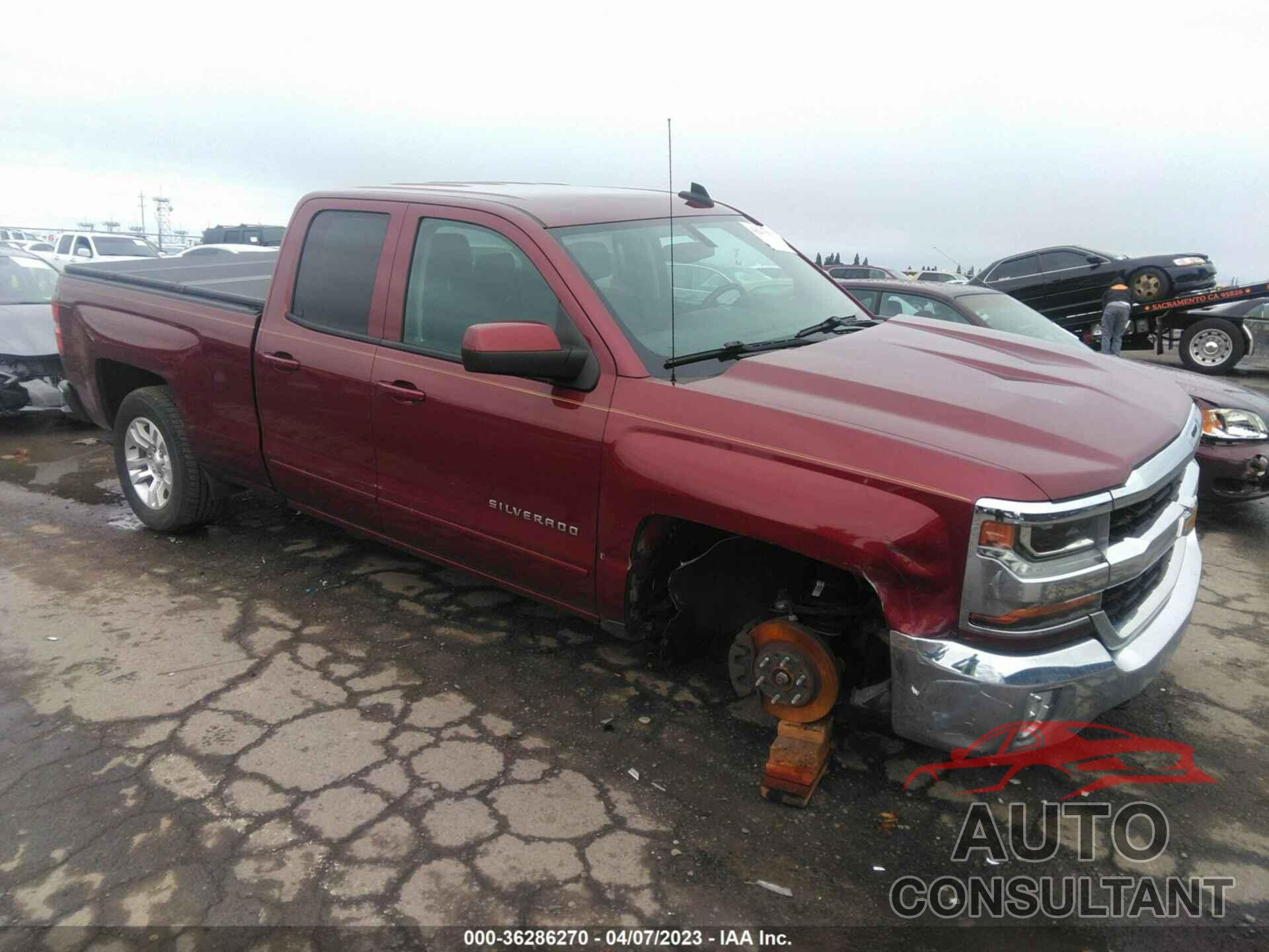 CHEVROLET SILVERADO 1500 2017 - 1GCVKREC1HZ211982