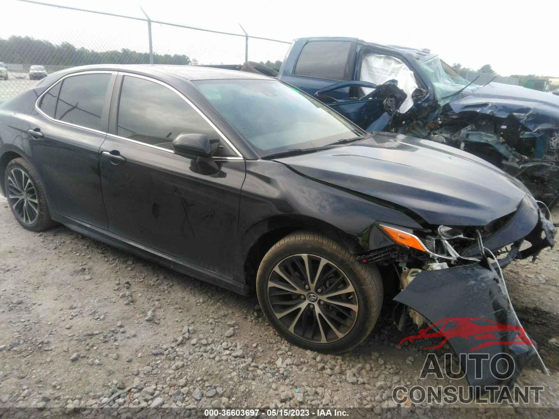TOYOTA CAMRY 2019 - 4T1B11HK2KU709389