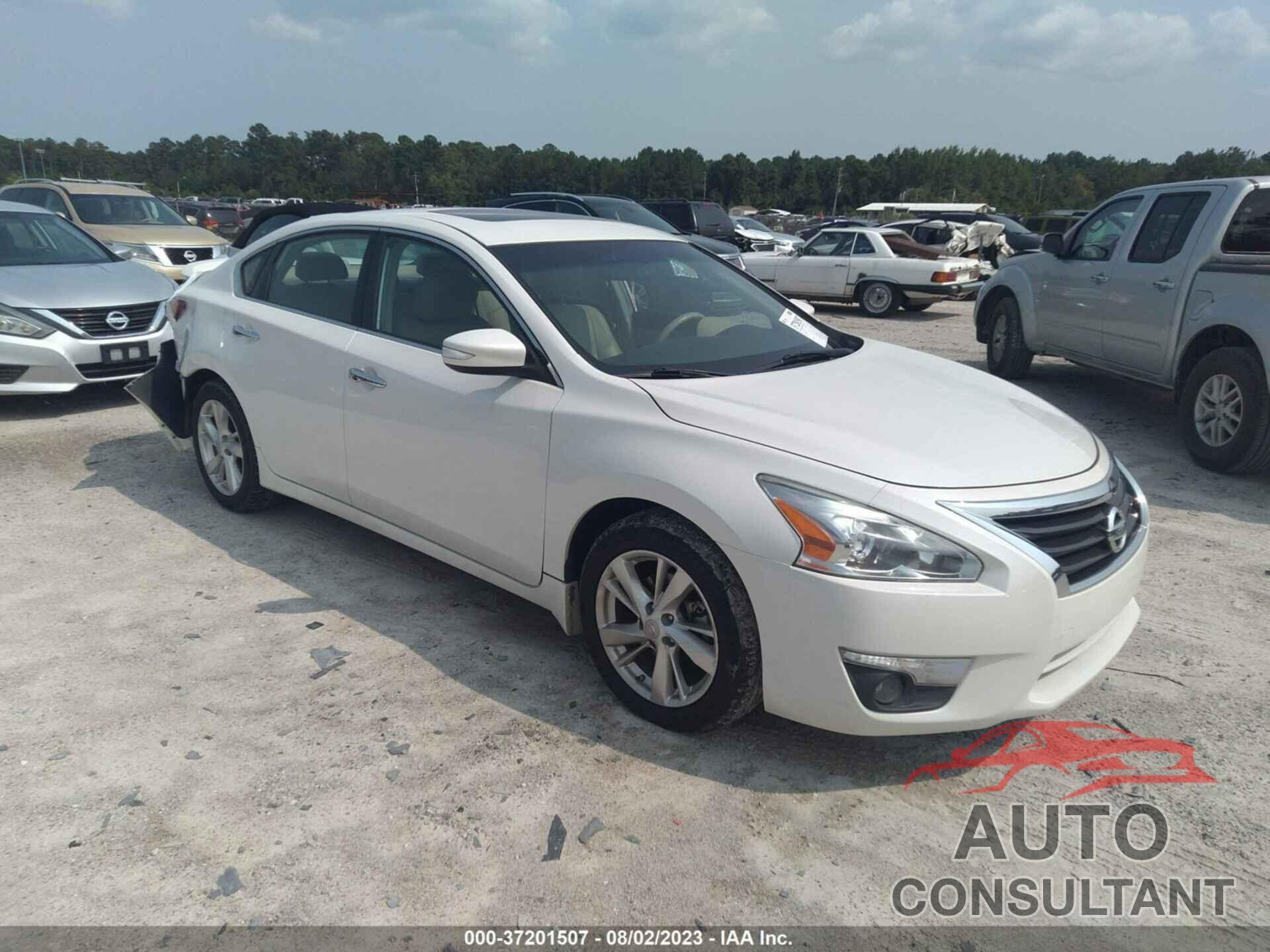 NISSAN ALTIMA 2013 - 1N4AL3AP4DC155587