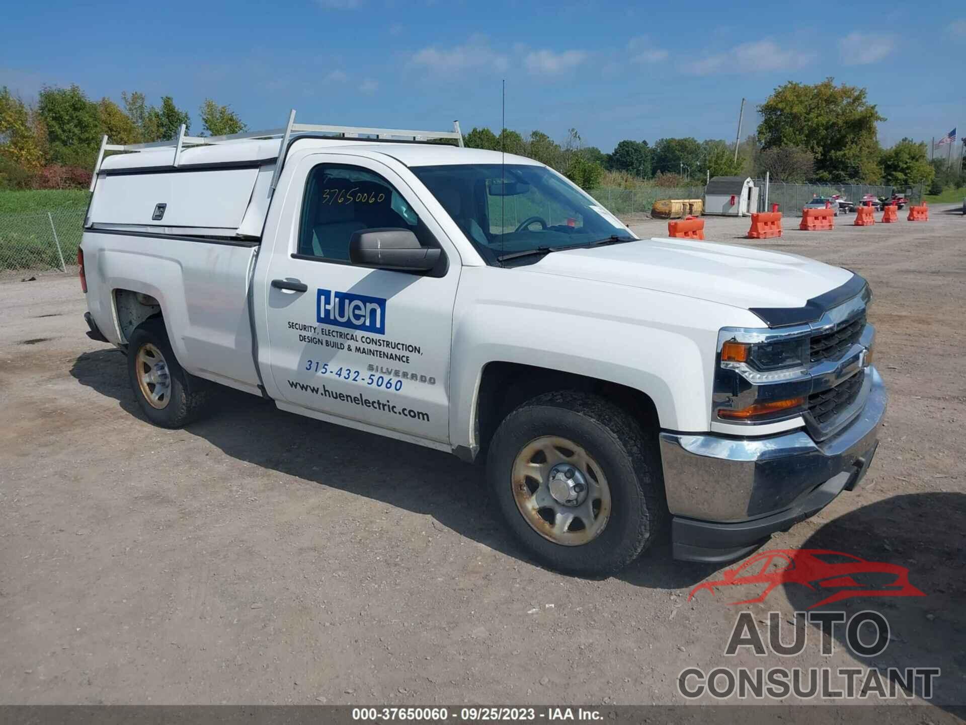 CHEVROLET SILVERADO 1500 2018 - 1GCNCNEH4JZ148609