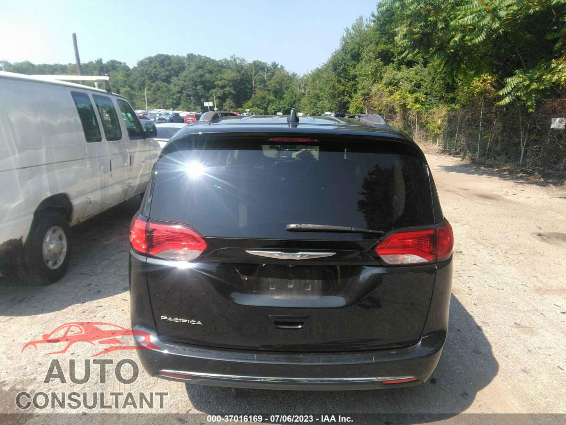 CHRYSLER PACIFICA 2017 - 2C4RC1EG7HR518439