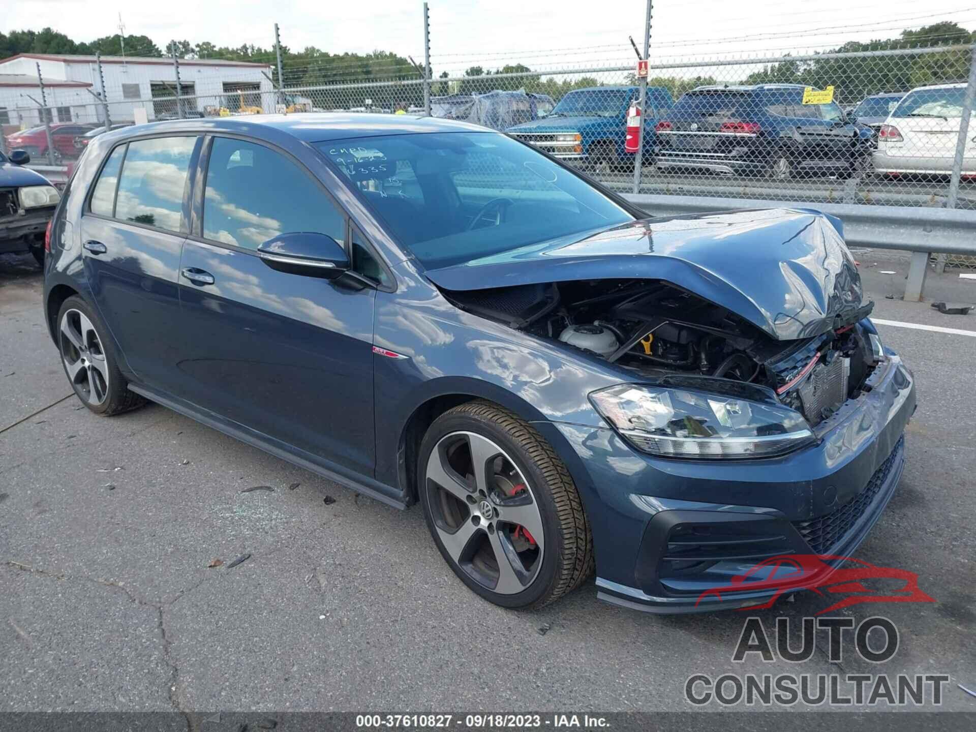 VOLKSWAGEN GOLF GTI 2018 - 3VW547AUXJM266335