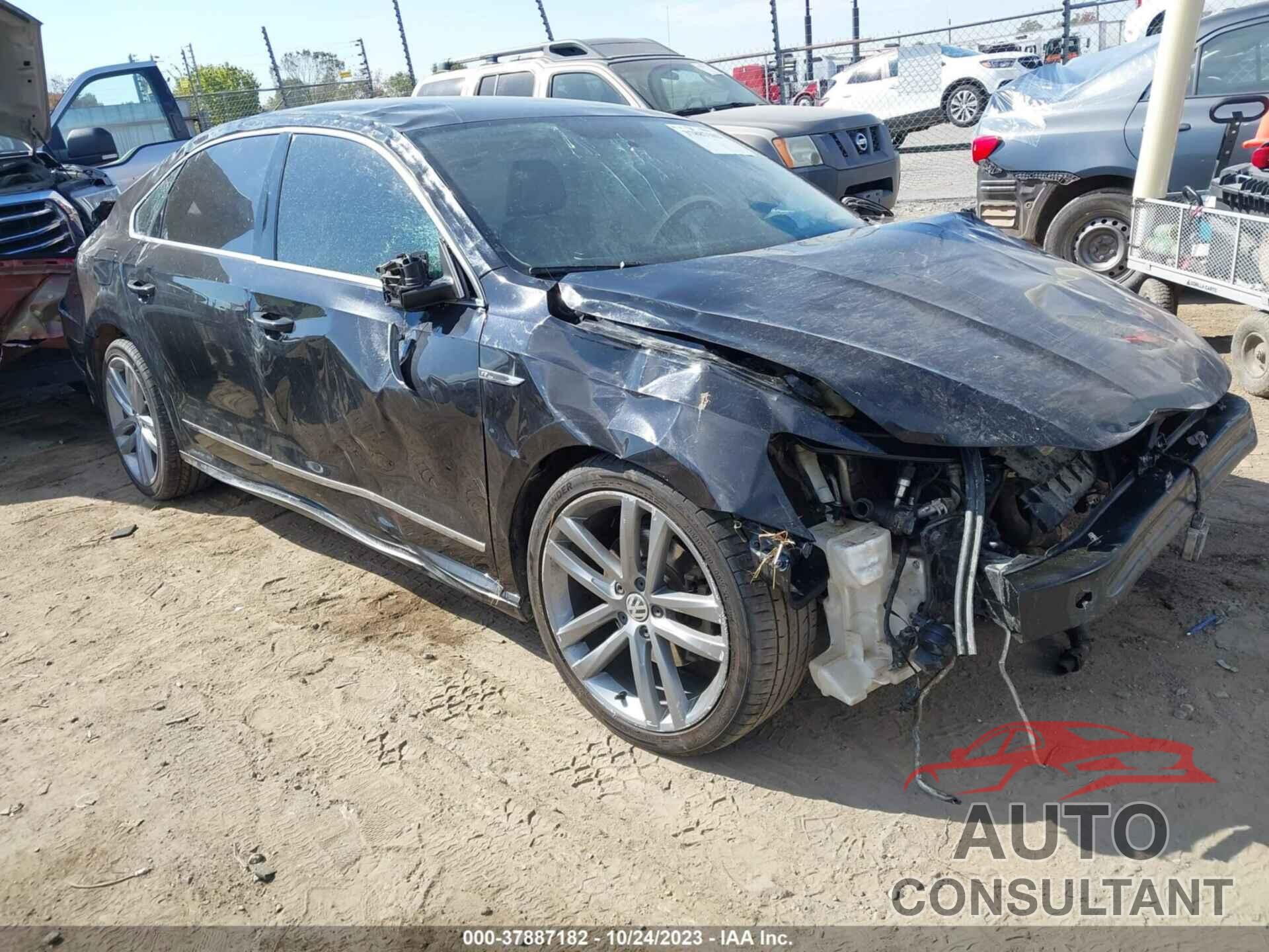 VOLKSWAGEN PASSAT 2017 - 1VWDT7A39HC017655