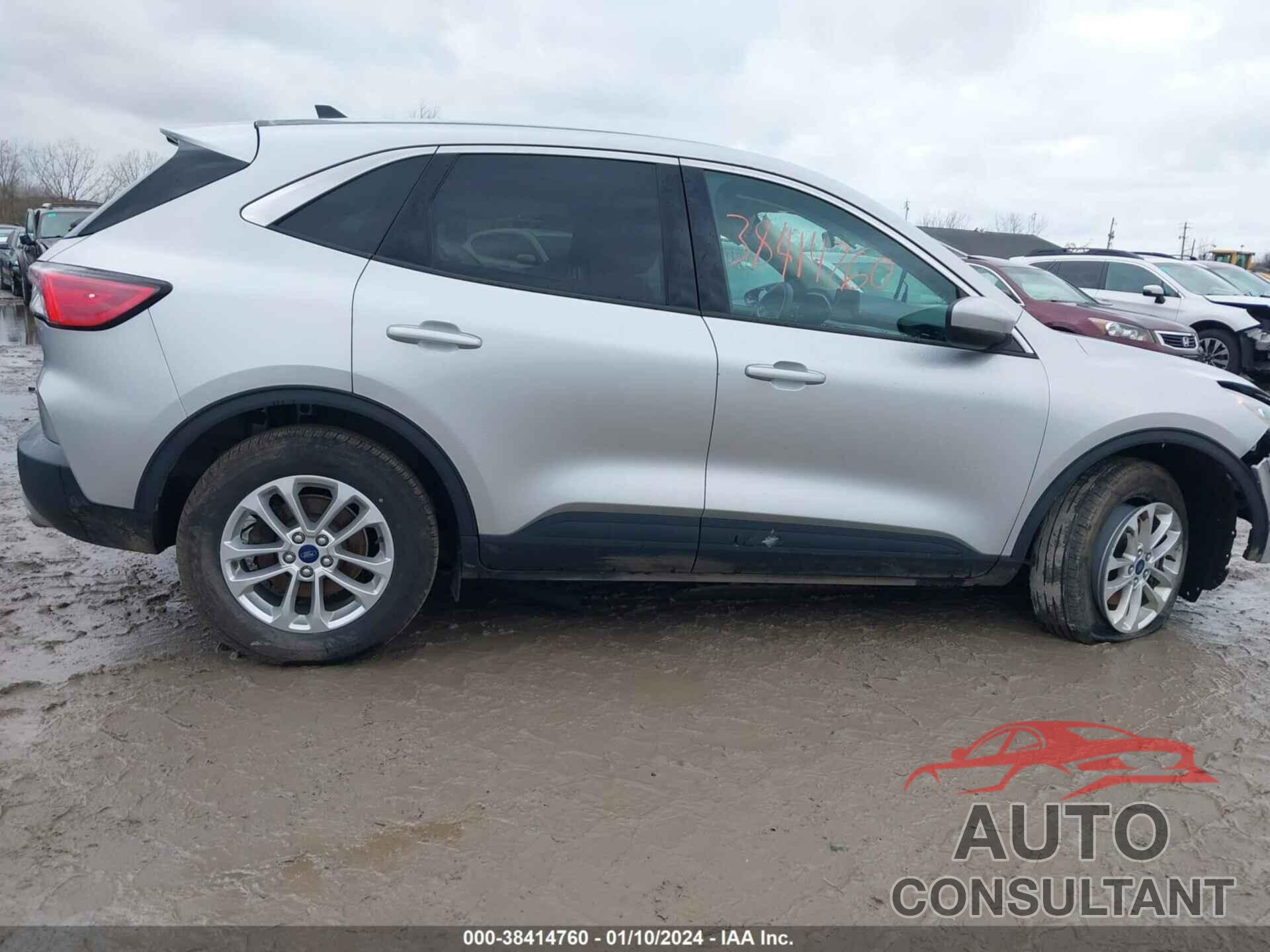 FORD ESCAPE 2020 - 1FMCU0G66LUB22978