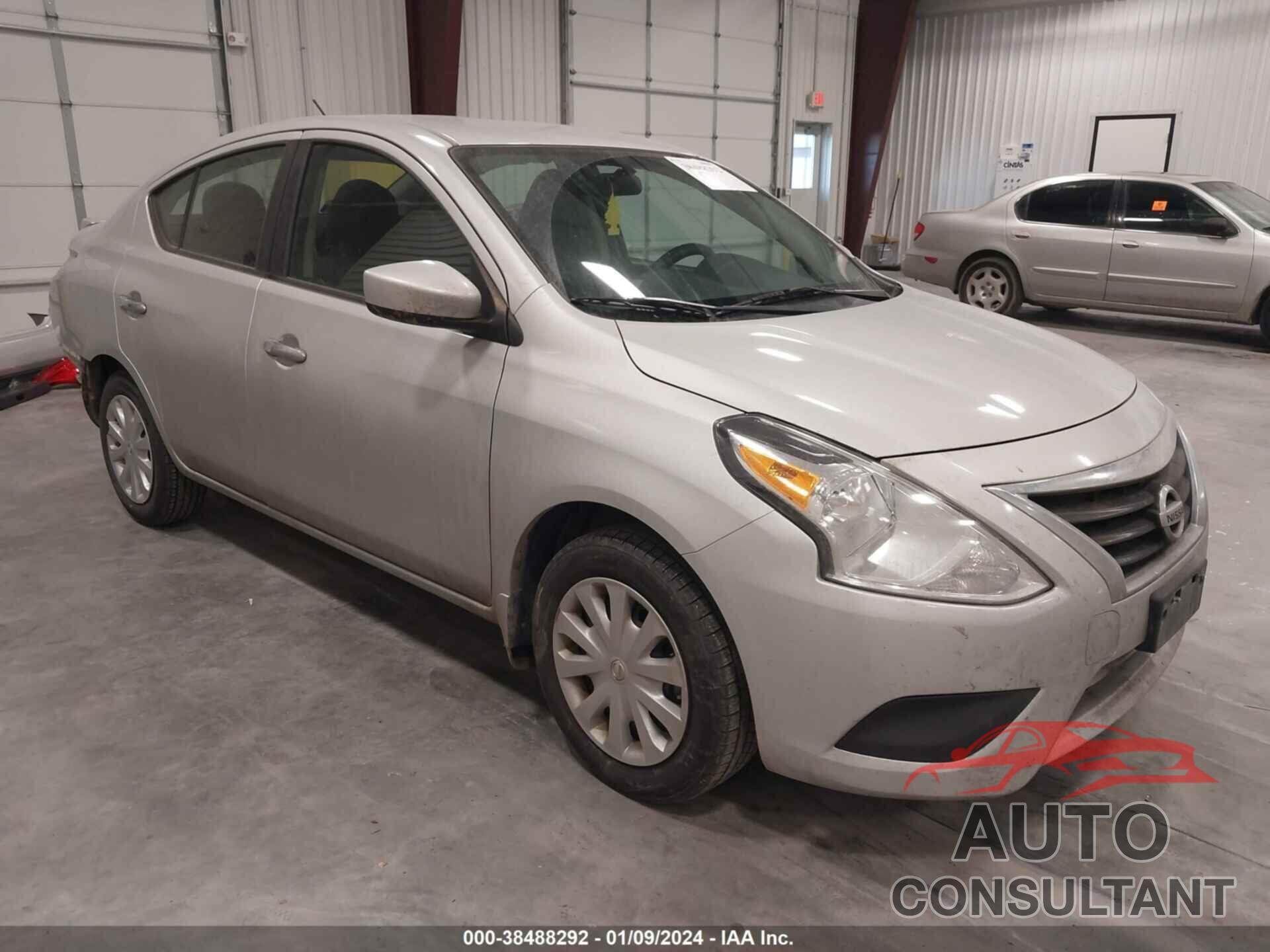 NISSAN VERSA 2017 - 3N1CN7AP5HK469241