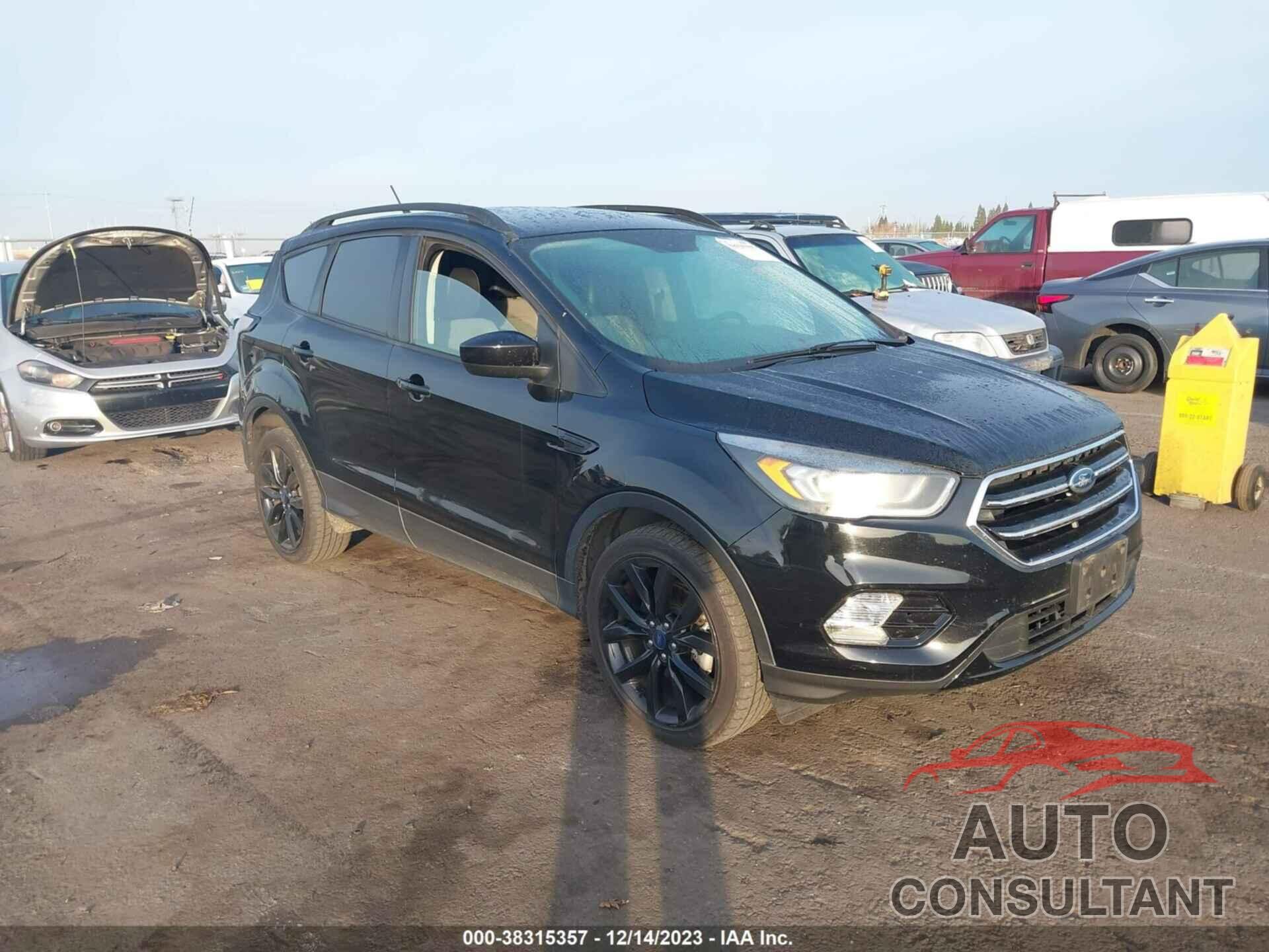 FORD ESCAPE 2018 - 1FMCU9GD5JUA64930