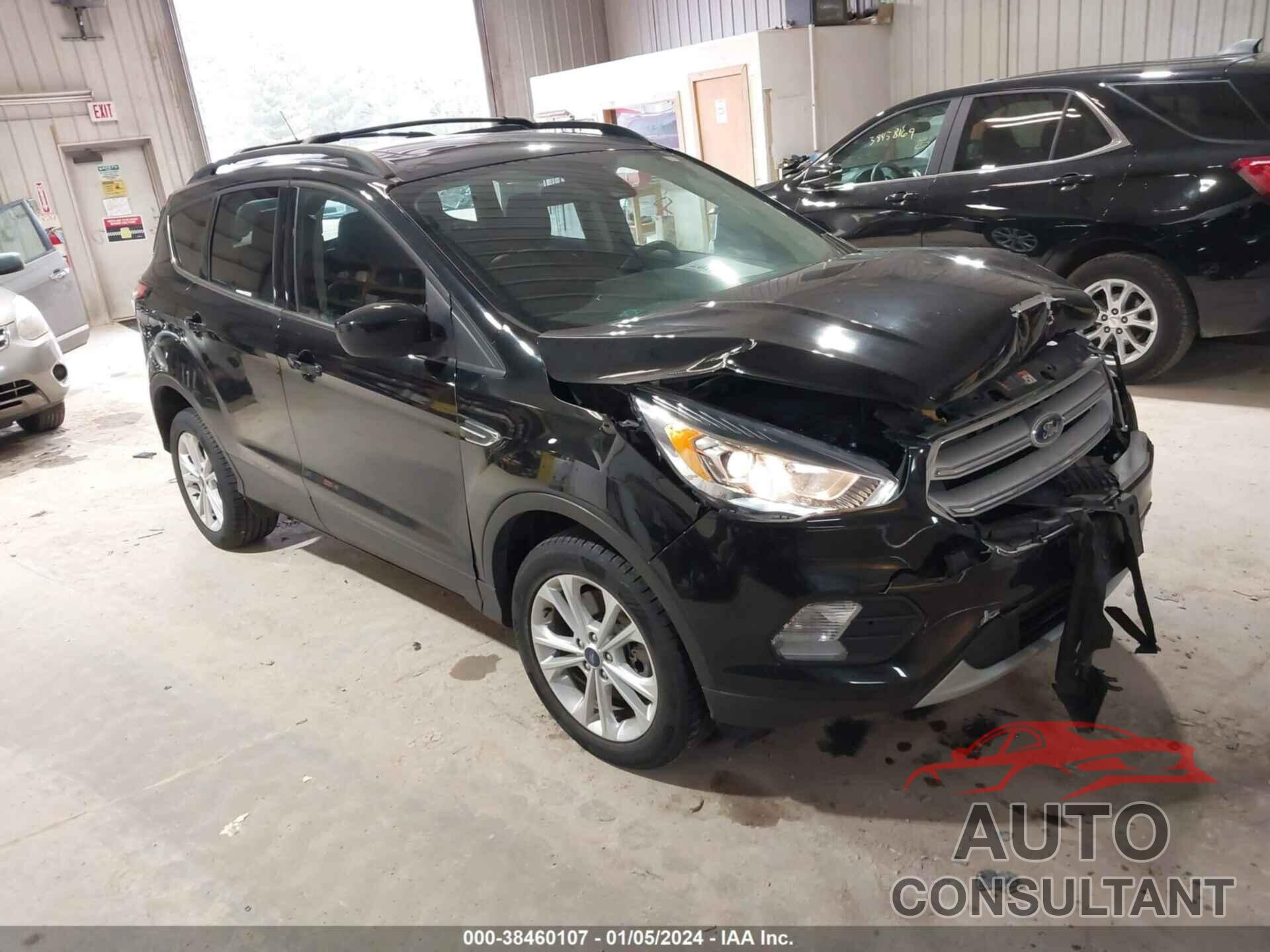 FORD ESCAPE 2018 - 1FMCU9HD3JUC08442