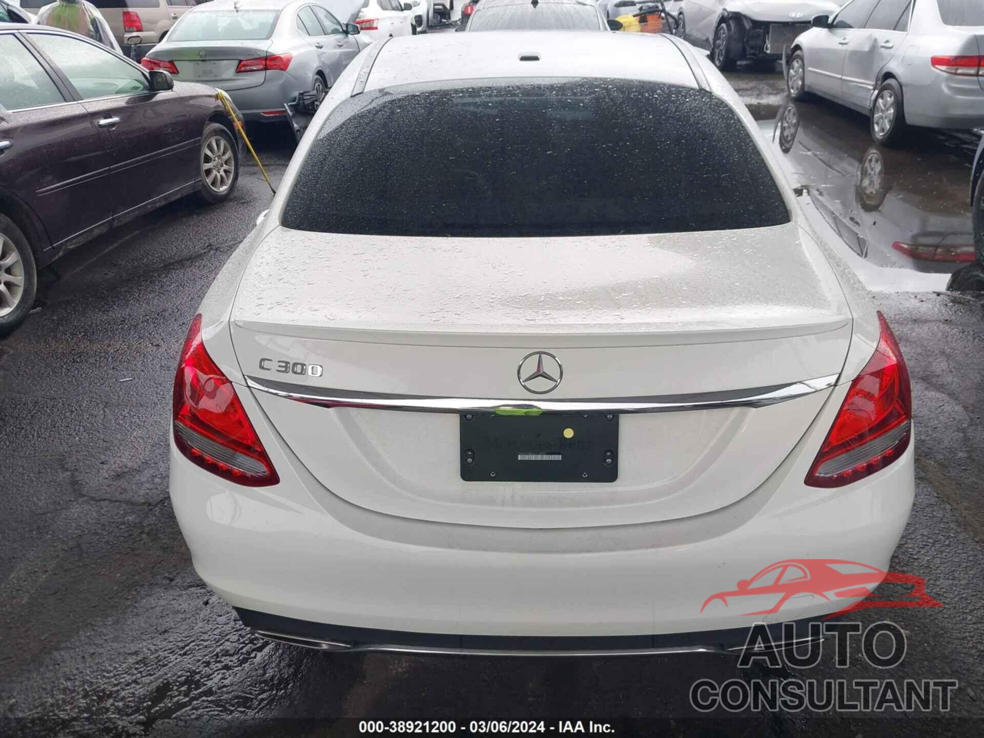 MERCEDES-BENZ C 300 2018 - 55SWF4JBXJU274890