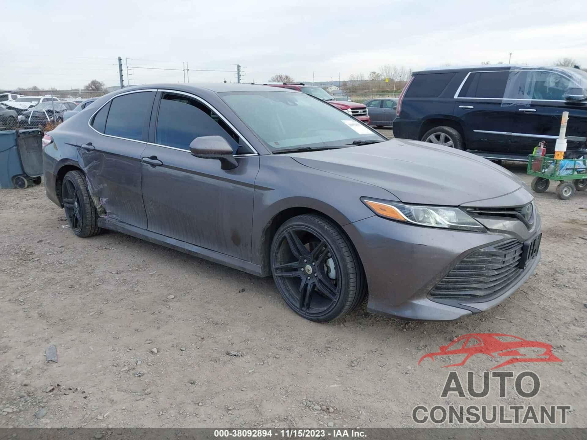 TOYOTA CAMRY 2019 - 4T1B11HK8KU709316