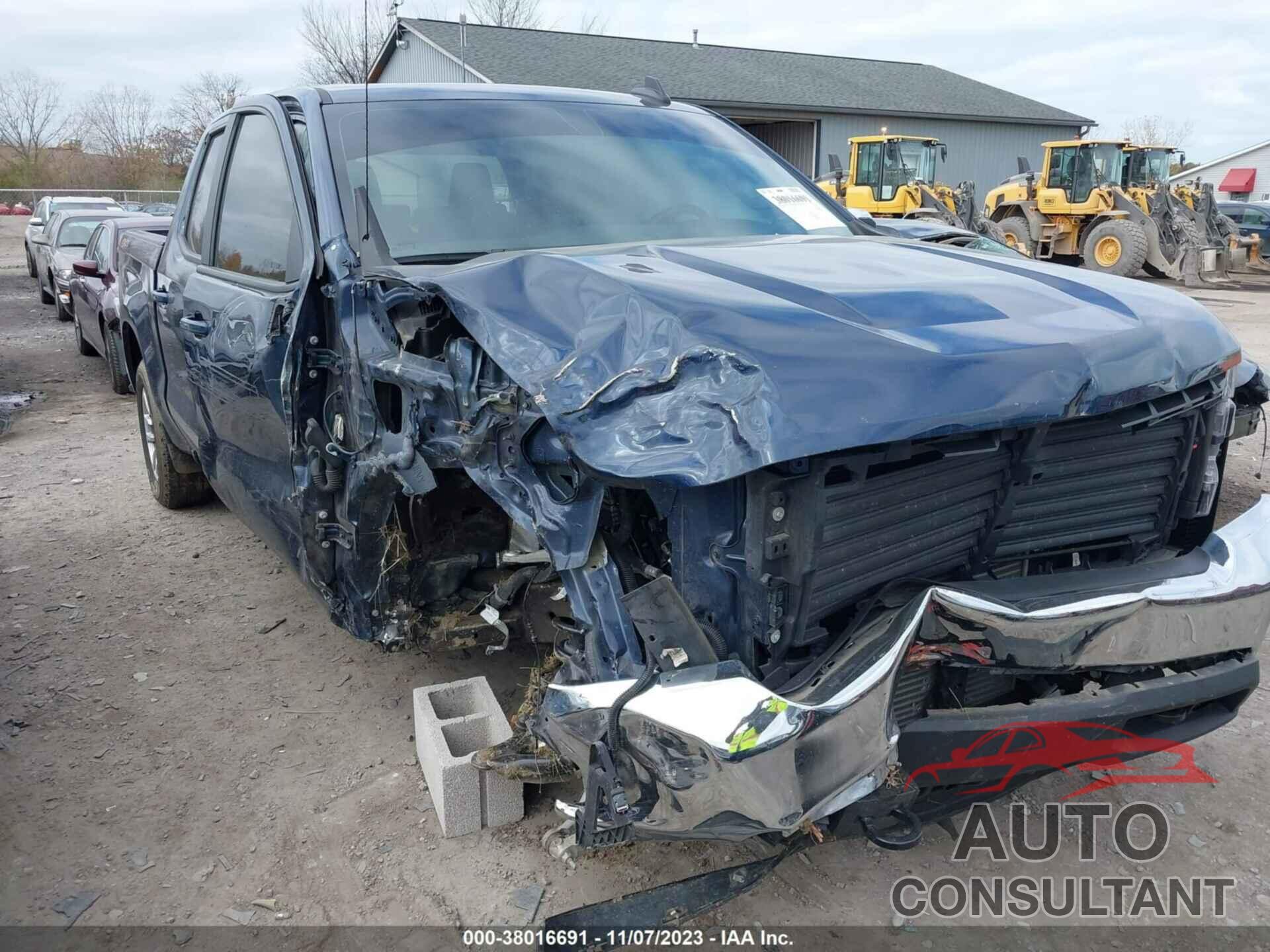 CHEVROLET SILVERADO 1500 2021 - 1GCPYJEK6MZ432875