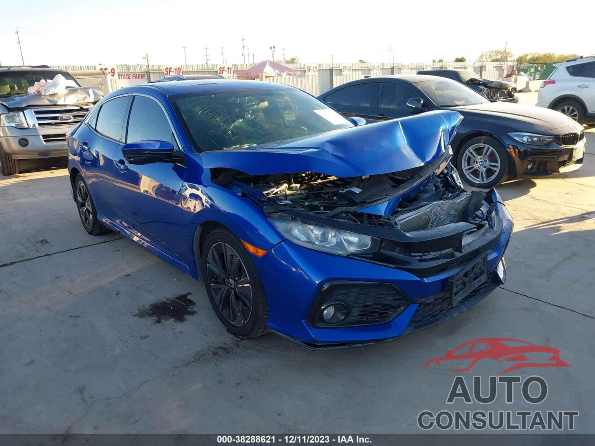 HONDA CIVIC 2018 - SHHFK7H51JU207866