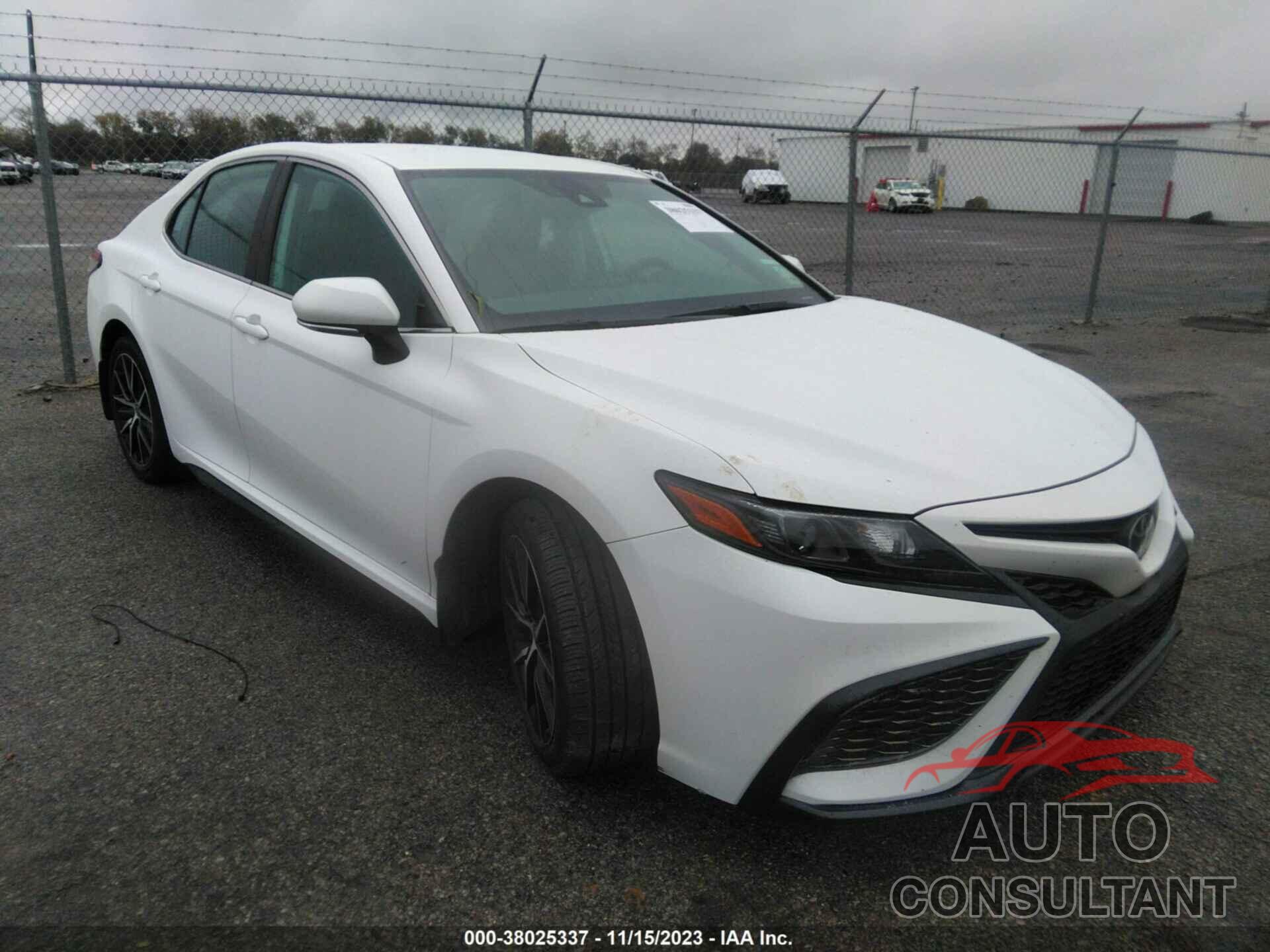 TOYOTA CAMRY 2021 - 4T1T11AKXMU494541