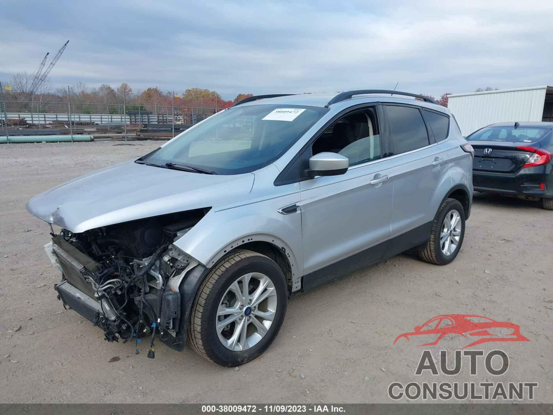 FORD ESCAPE 2018 - 1FMCU0GD3JUD23040