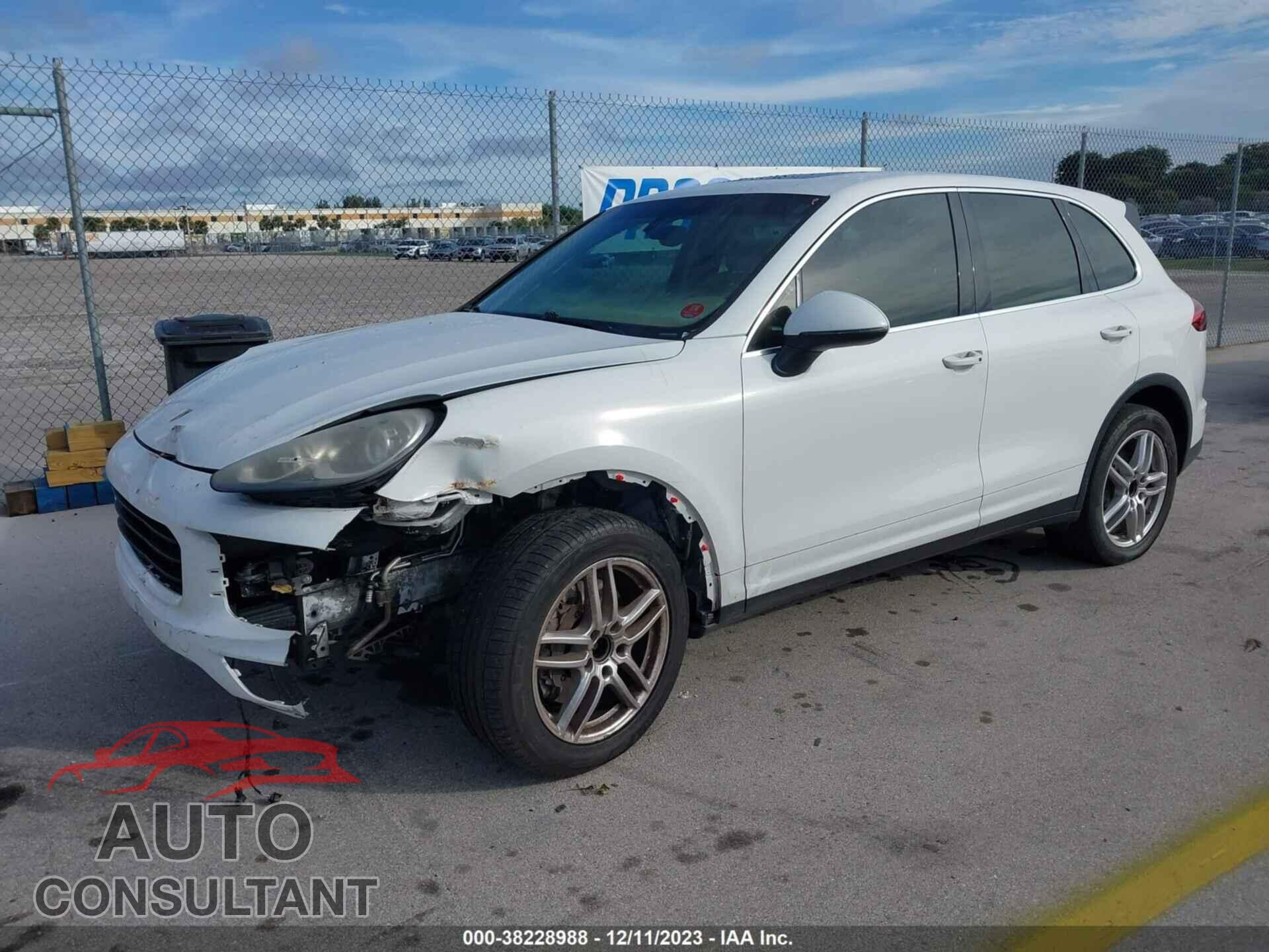 PORSCHE CAYENNE 2016 - WP1AA2A22GLA06368