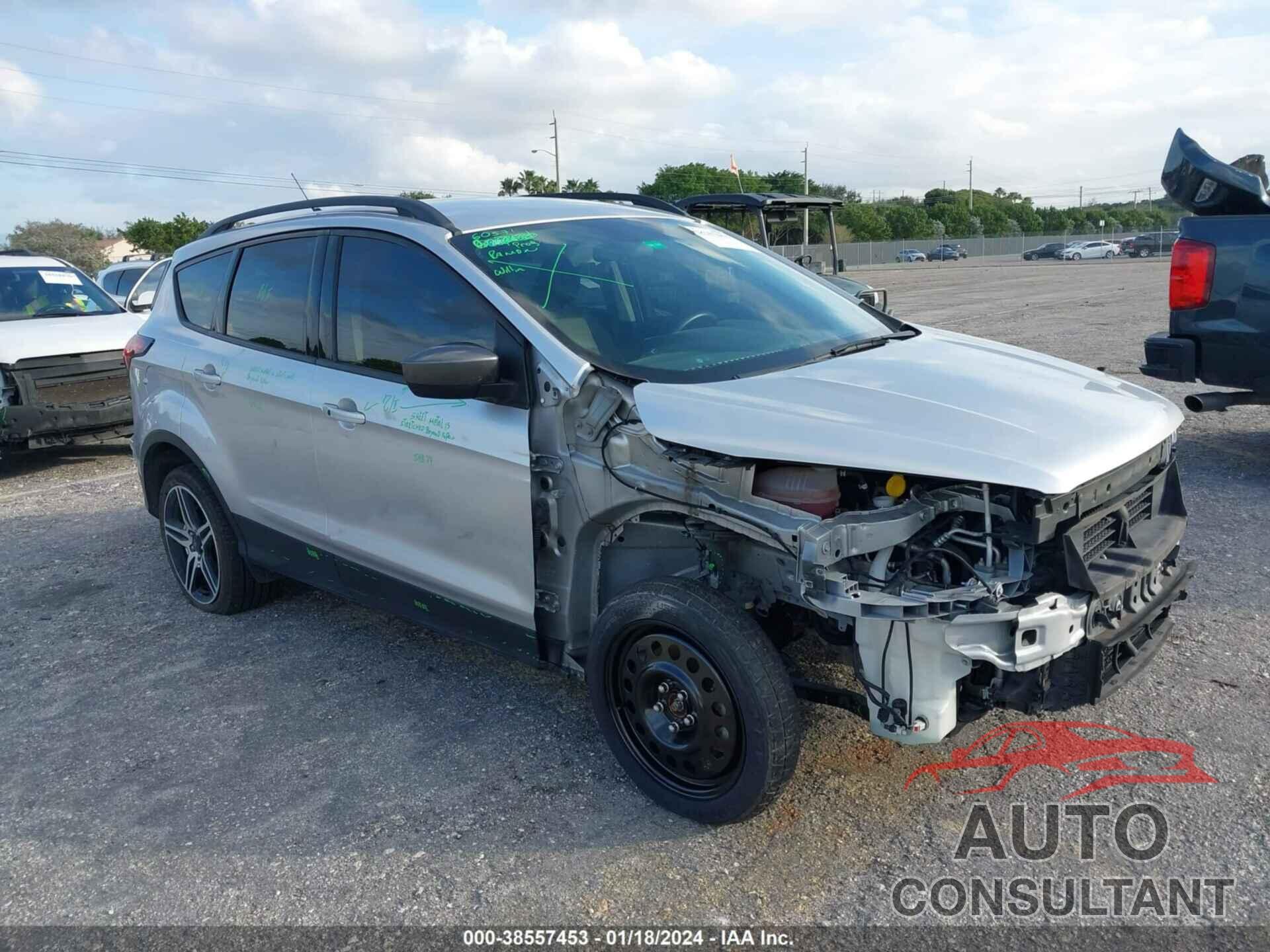 FORD ESCAPE 2019 - 1FMCU0HD9KUB48437