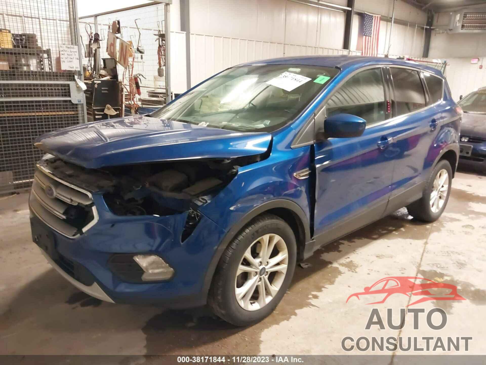 FORD ESCAPE 2017 - 1FMCU0GD7HUA99751