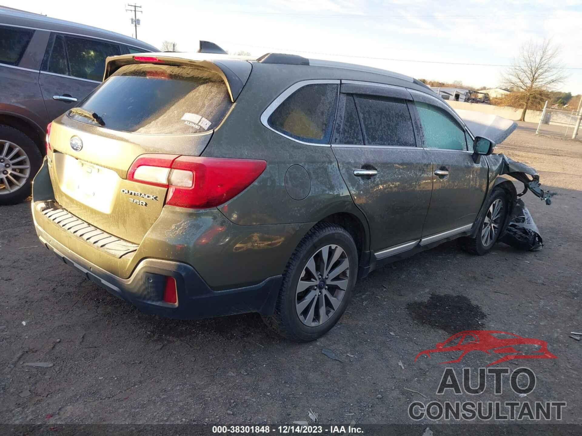 SUBARU OUTBACK 2018 - 4S4BSETC8J3257389