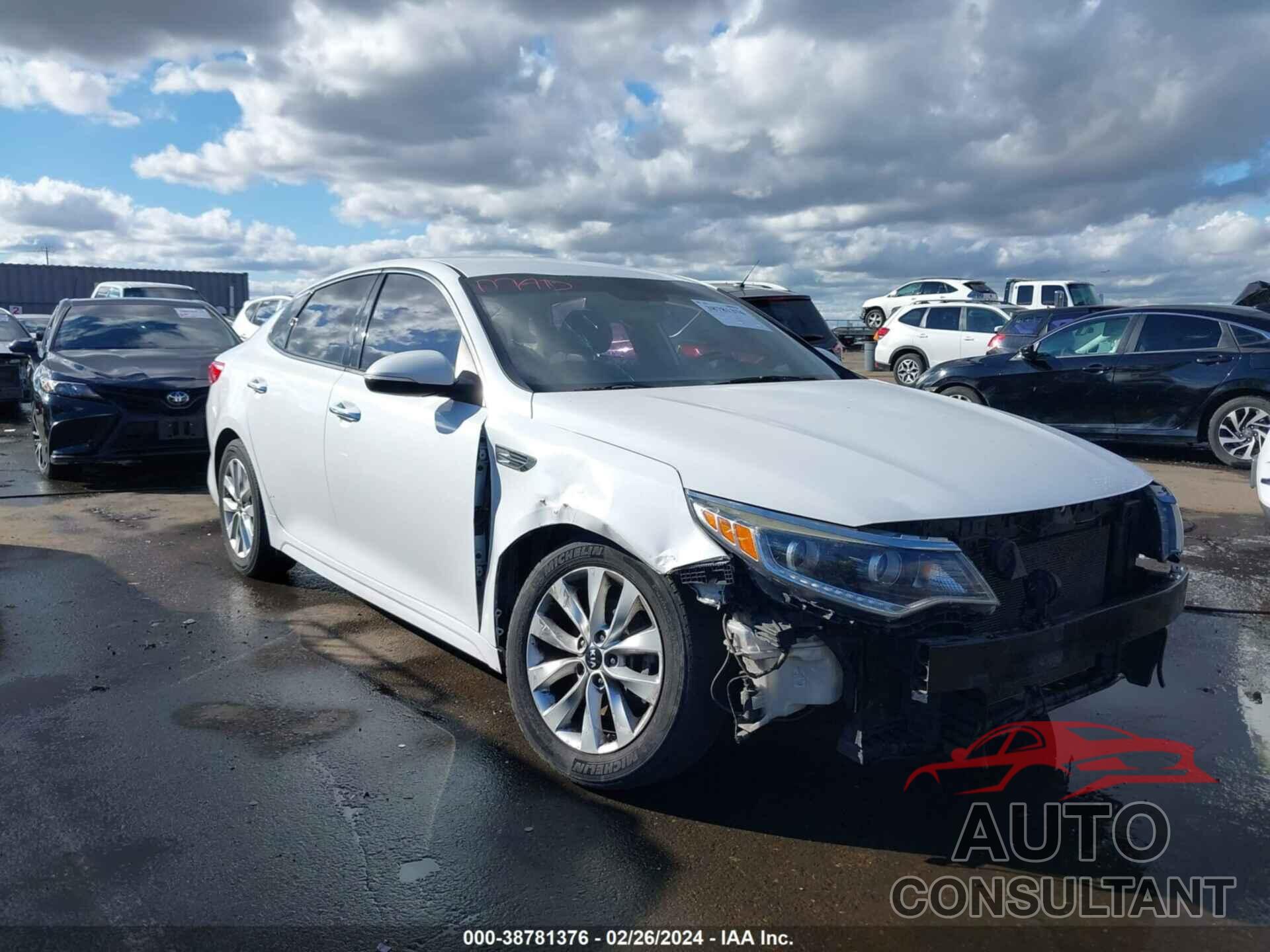 KIA OPTIMA 2016 - 5XXGU4L32GG107835